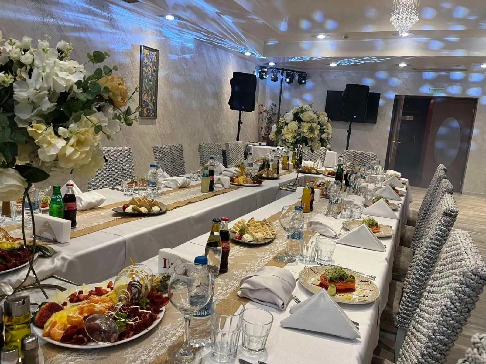 Restaurant/places to eat in Hotel Leipzig