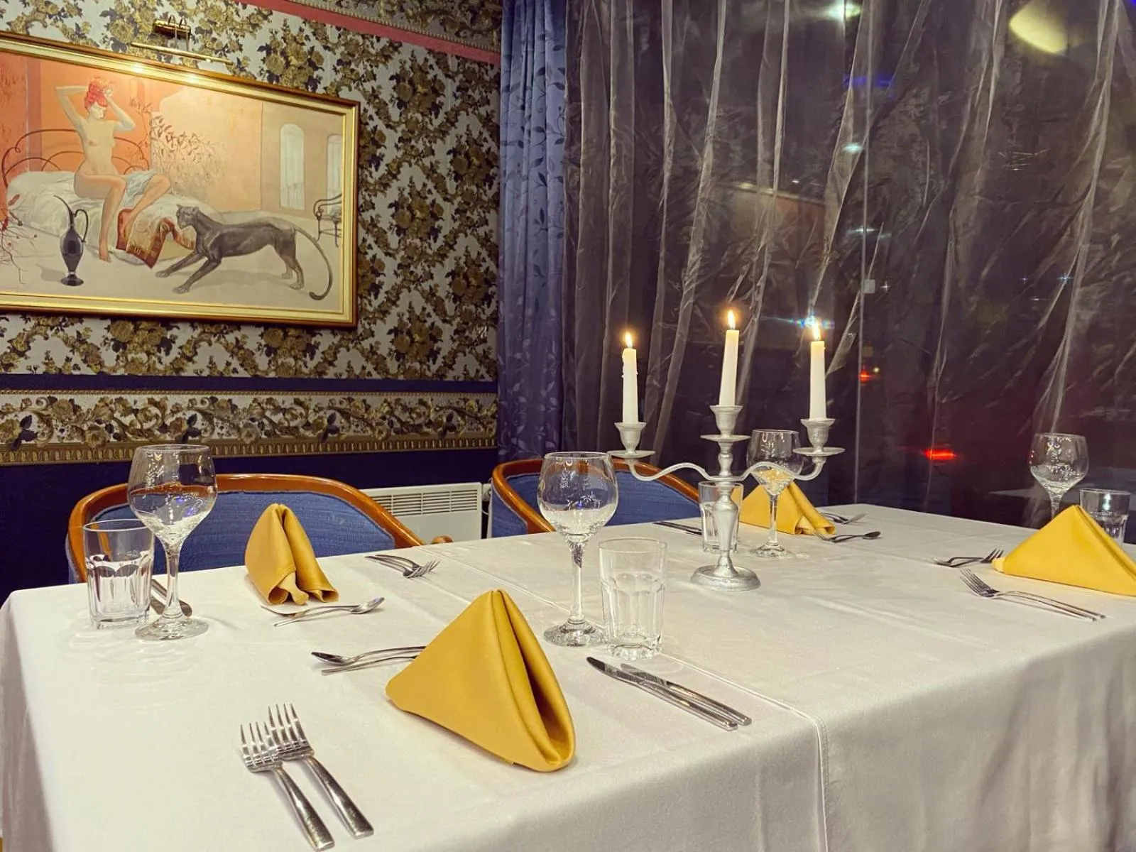 Restaurant/places to eat in Hotel Leipzig