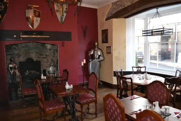Restaurant/places to eat in The Red Lion