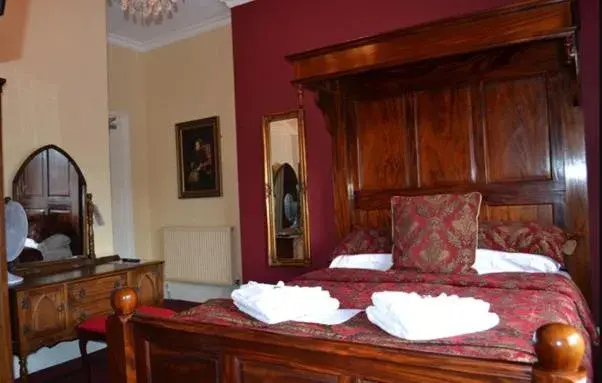 Deluxe Double Room - single occupancy in The Red Lion Deluxe Double Room - single occupancy in The Red Lion