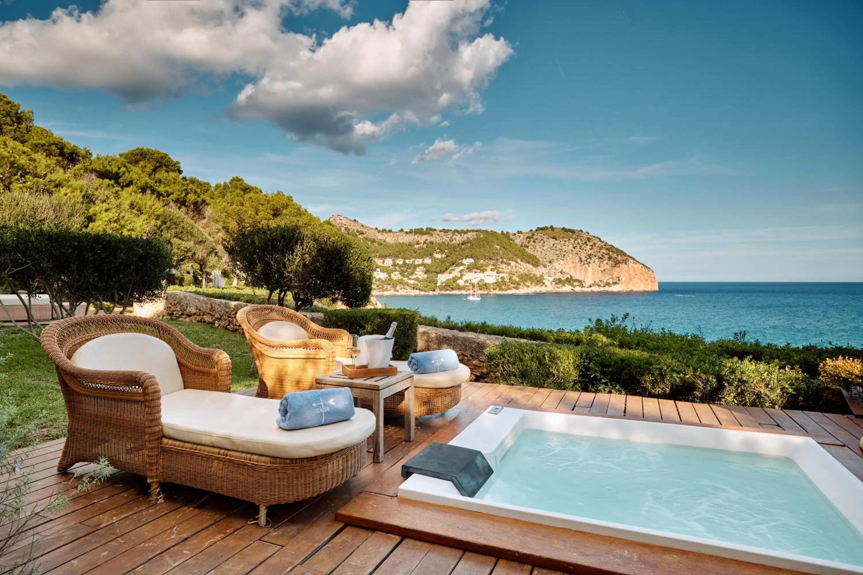 Can Simoneta - Adults Only