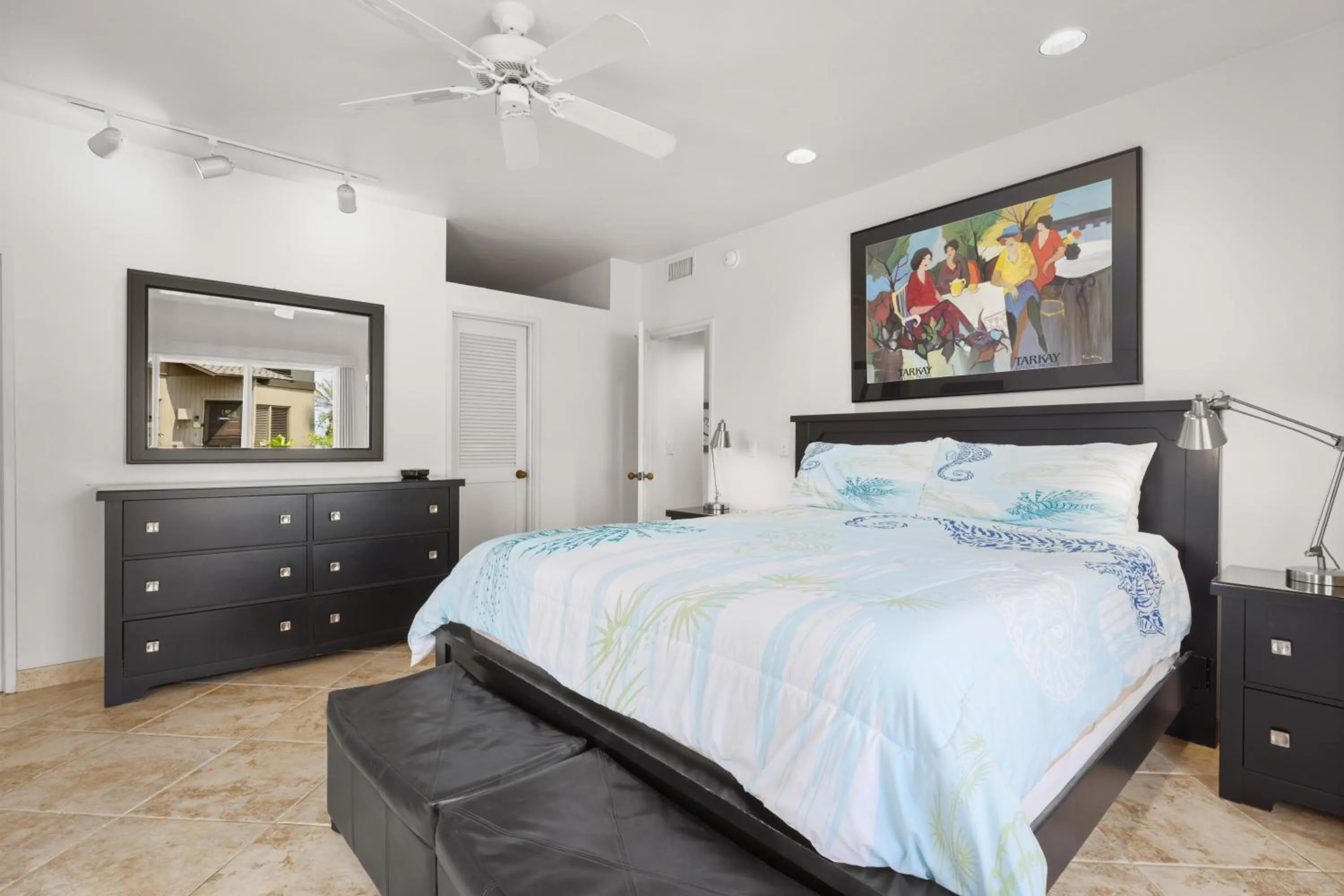 Bed in Kanaloa at Kona by OUTRIGGER