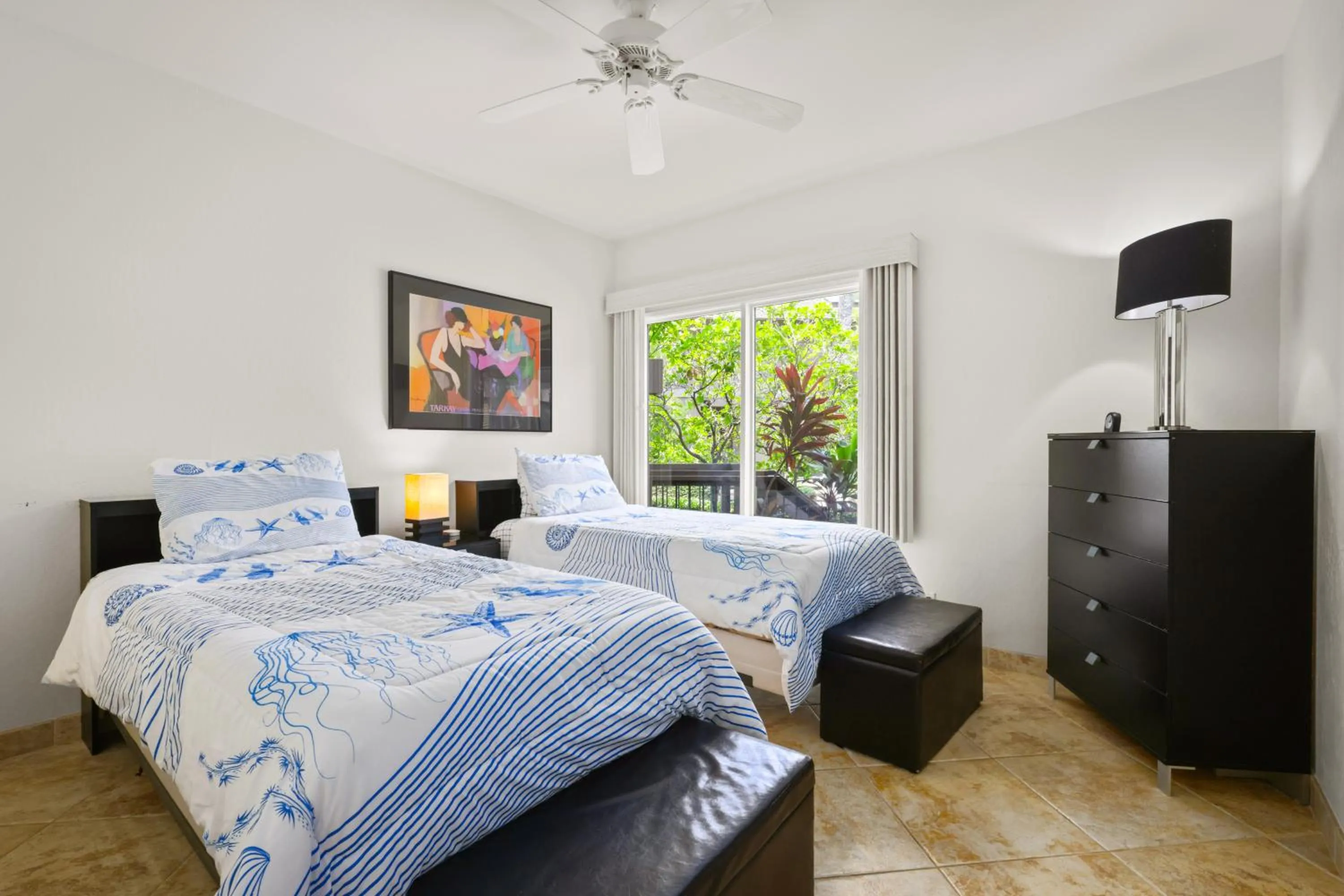 Bed in Kanaloa at Kona by OUTRIGGER