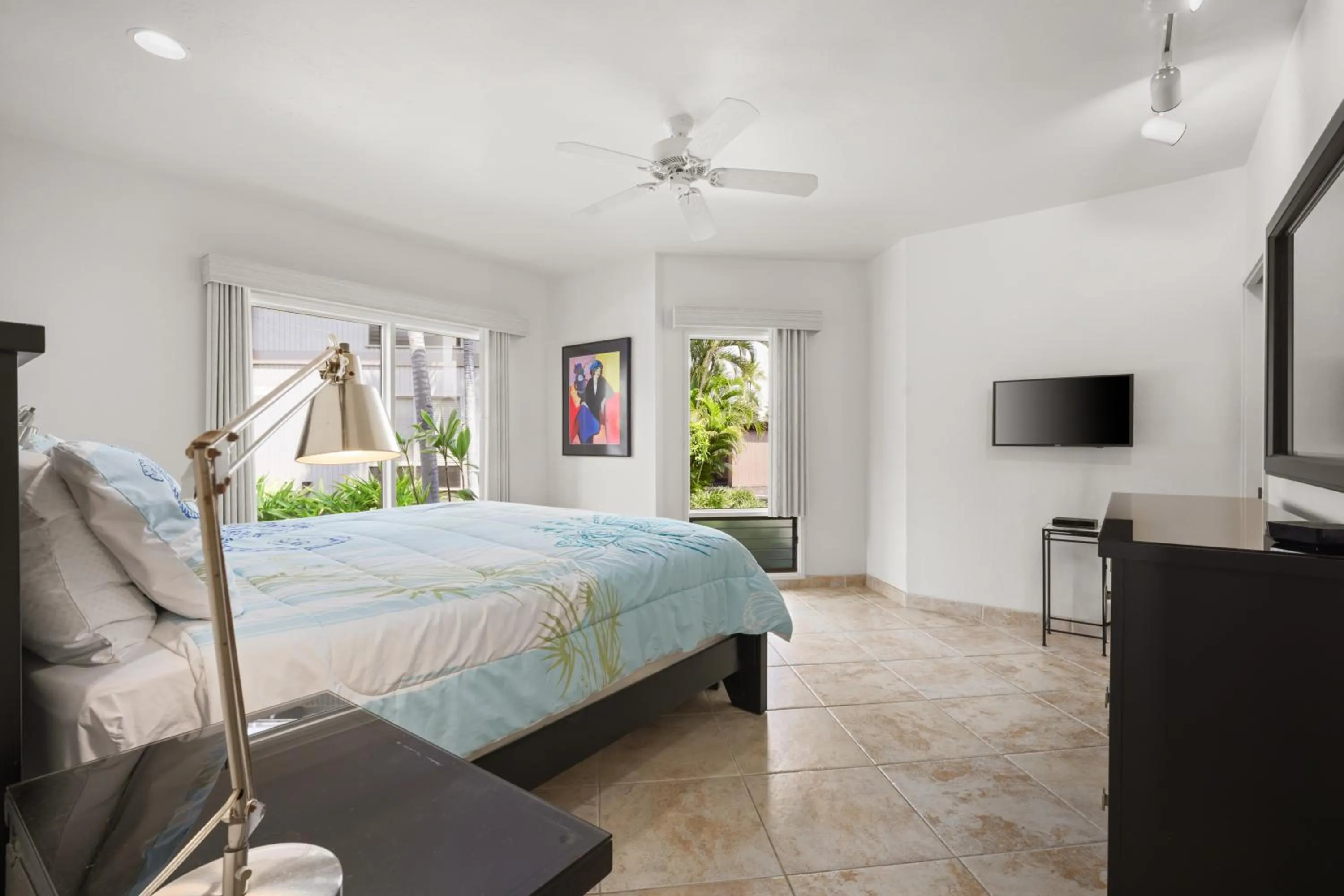 Bed in Kanaloa at Kona by OUTRIGGER