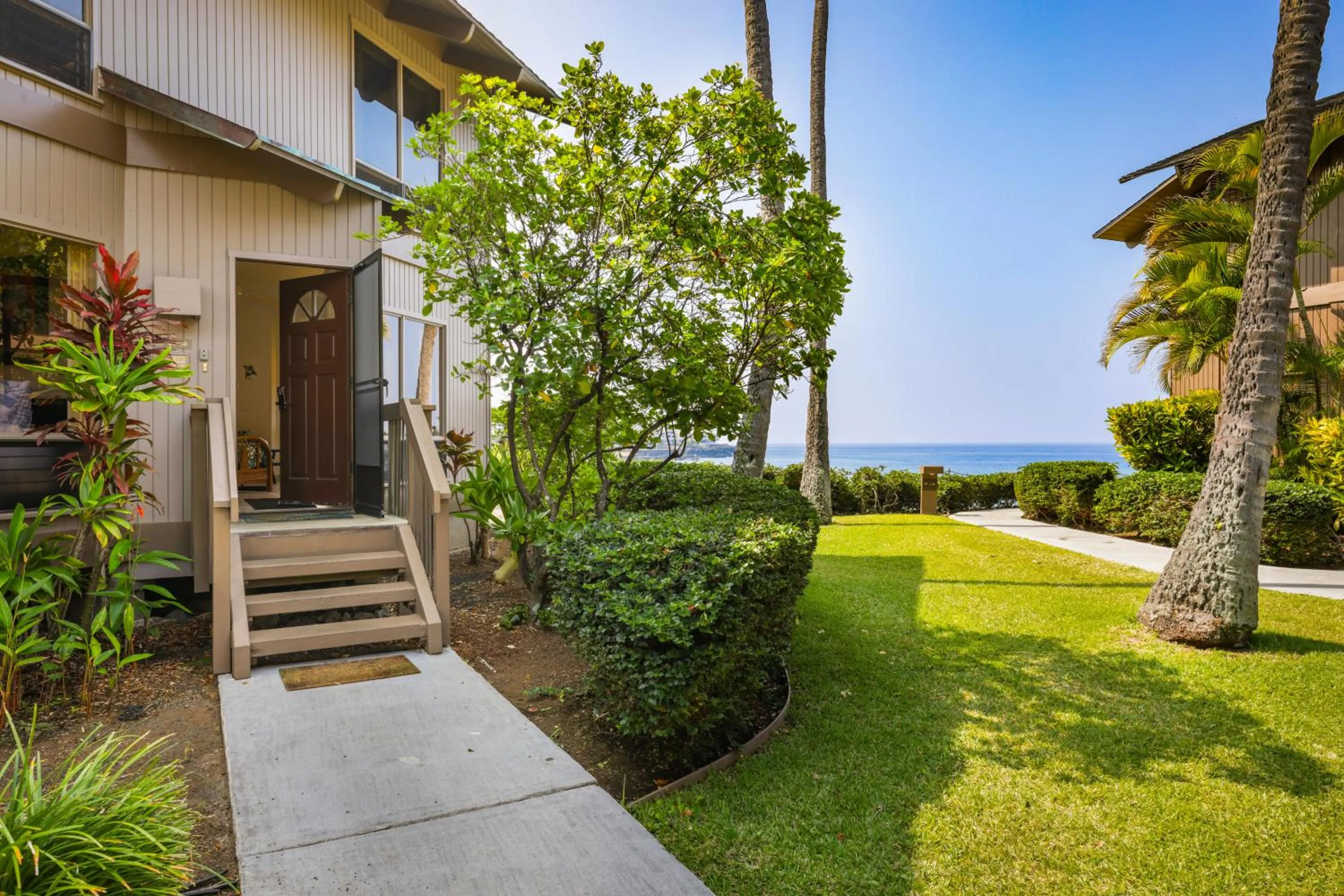 Kanaloa at Kona by OUTRIGGER