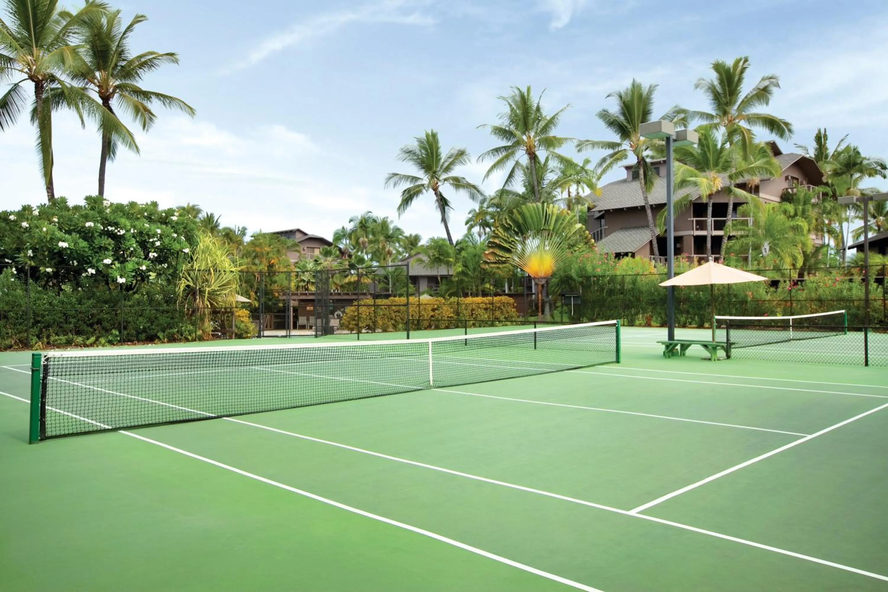Tennis court in Kanaloa at Kona by OUTRIGGER