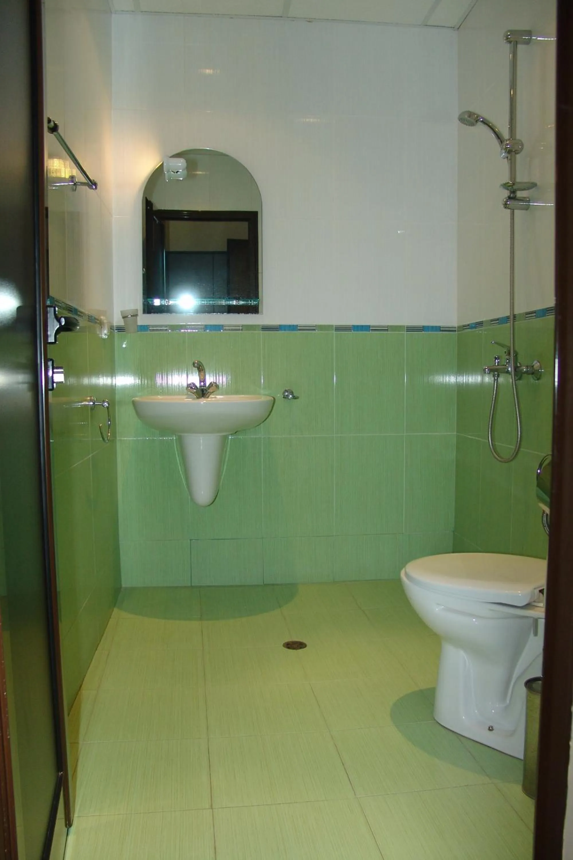 Shower in Serenity Hotel