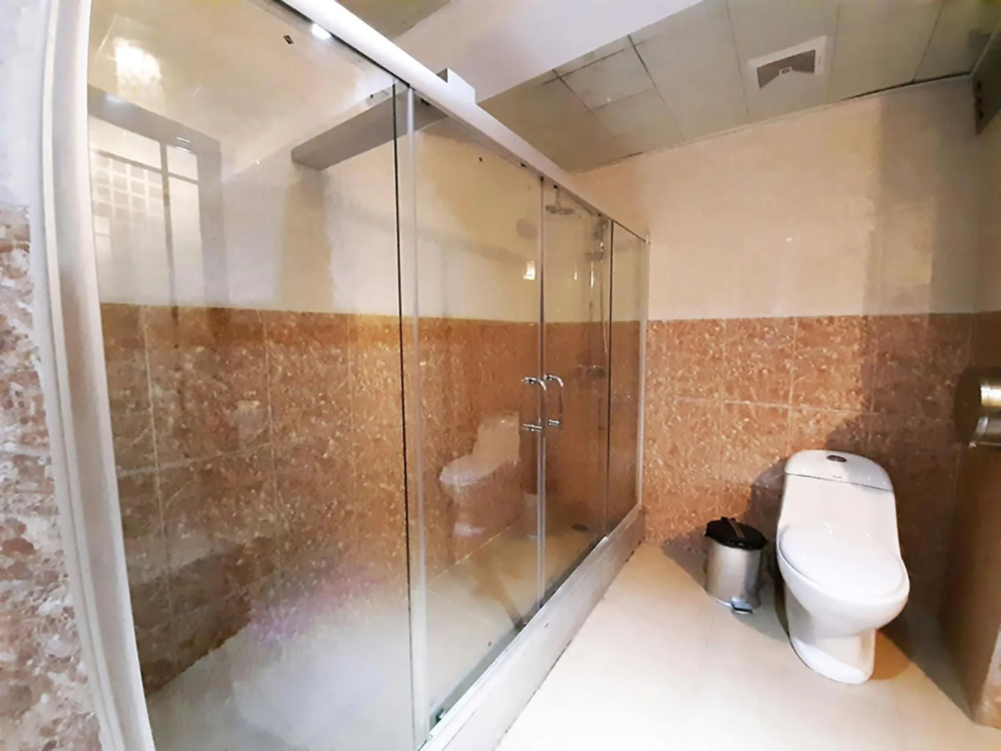 Bathroom in Swan Hotel