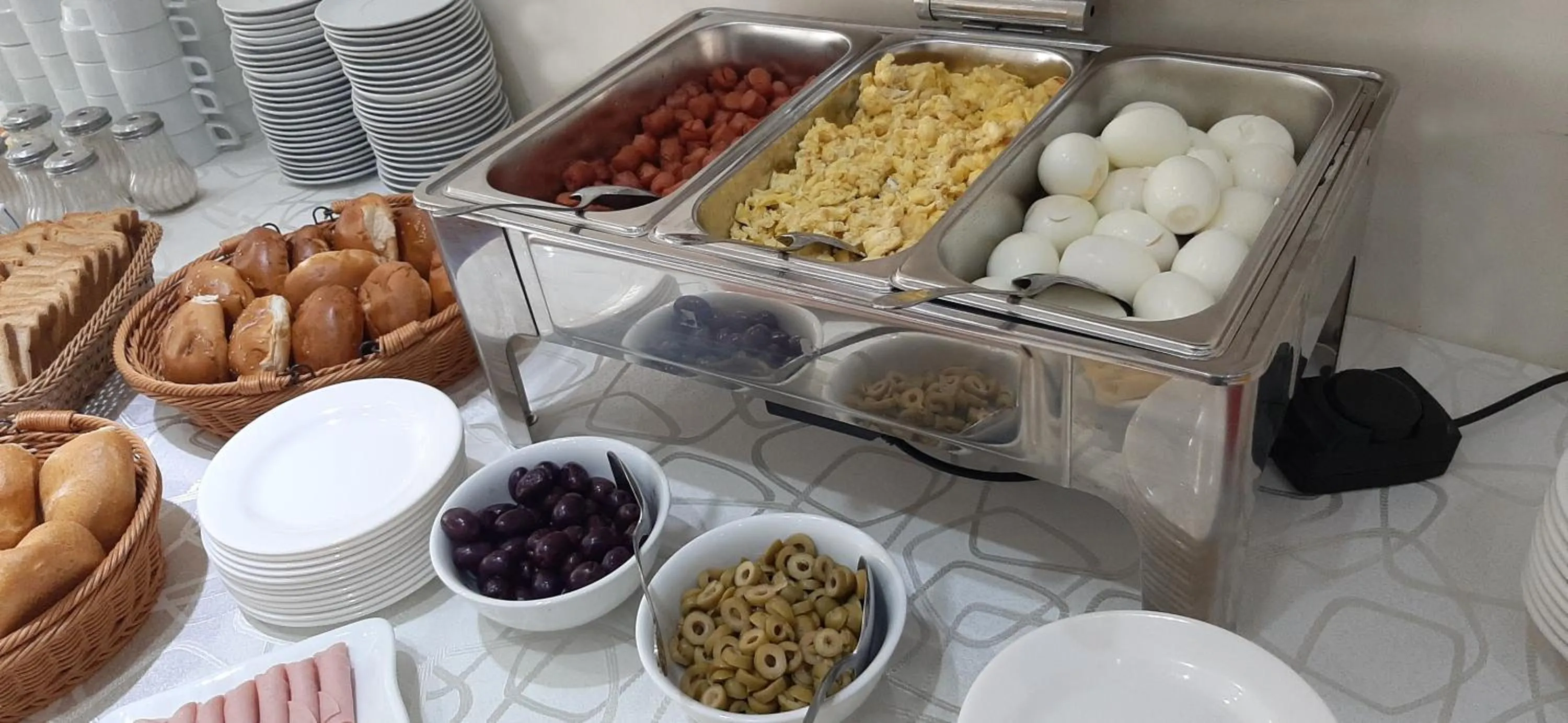 Breakfast in Swan Hotel