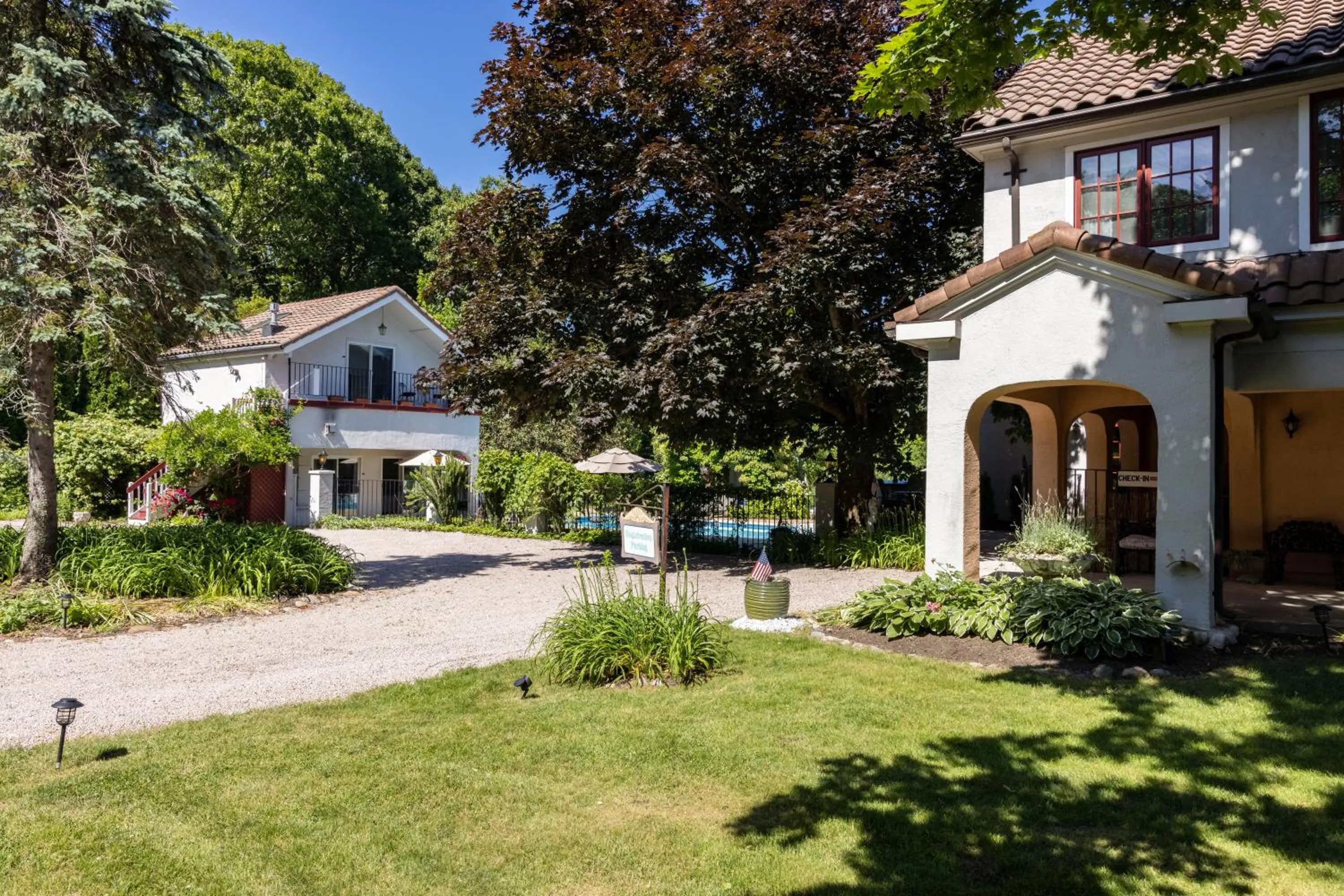 Property building in The Villa Bed and Breakfast