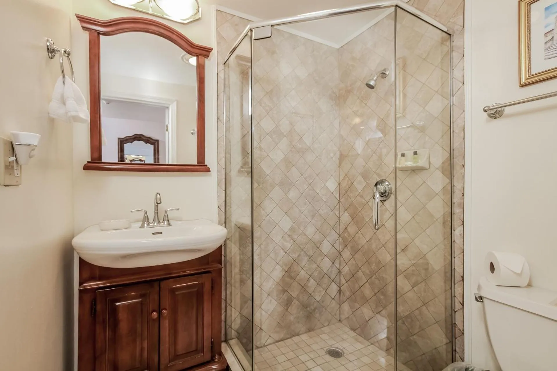 Shower in The Villa Bed and Breakfast