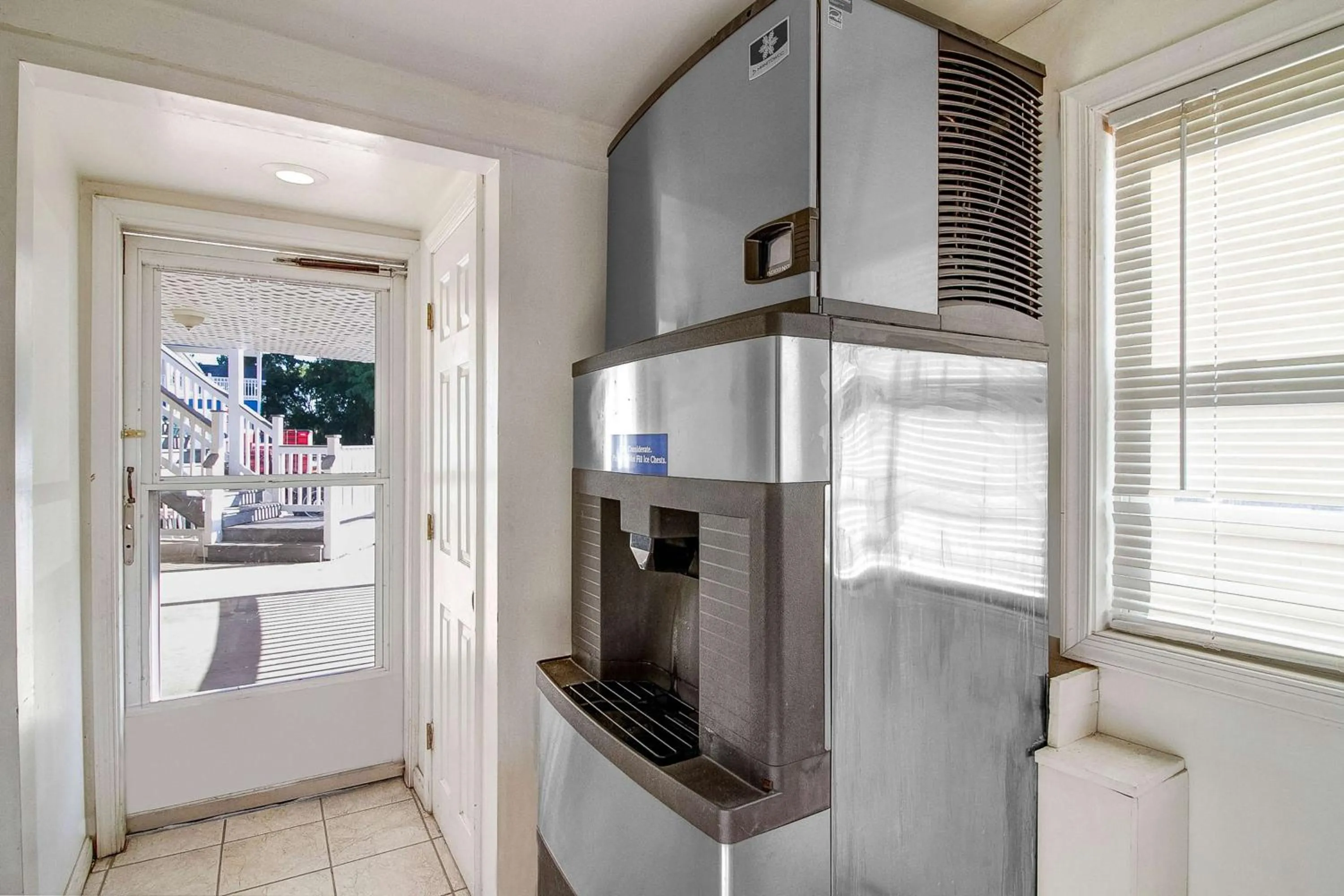 On site in Motel 6-Front Royal, VA