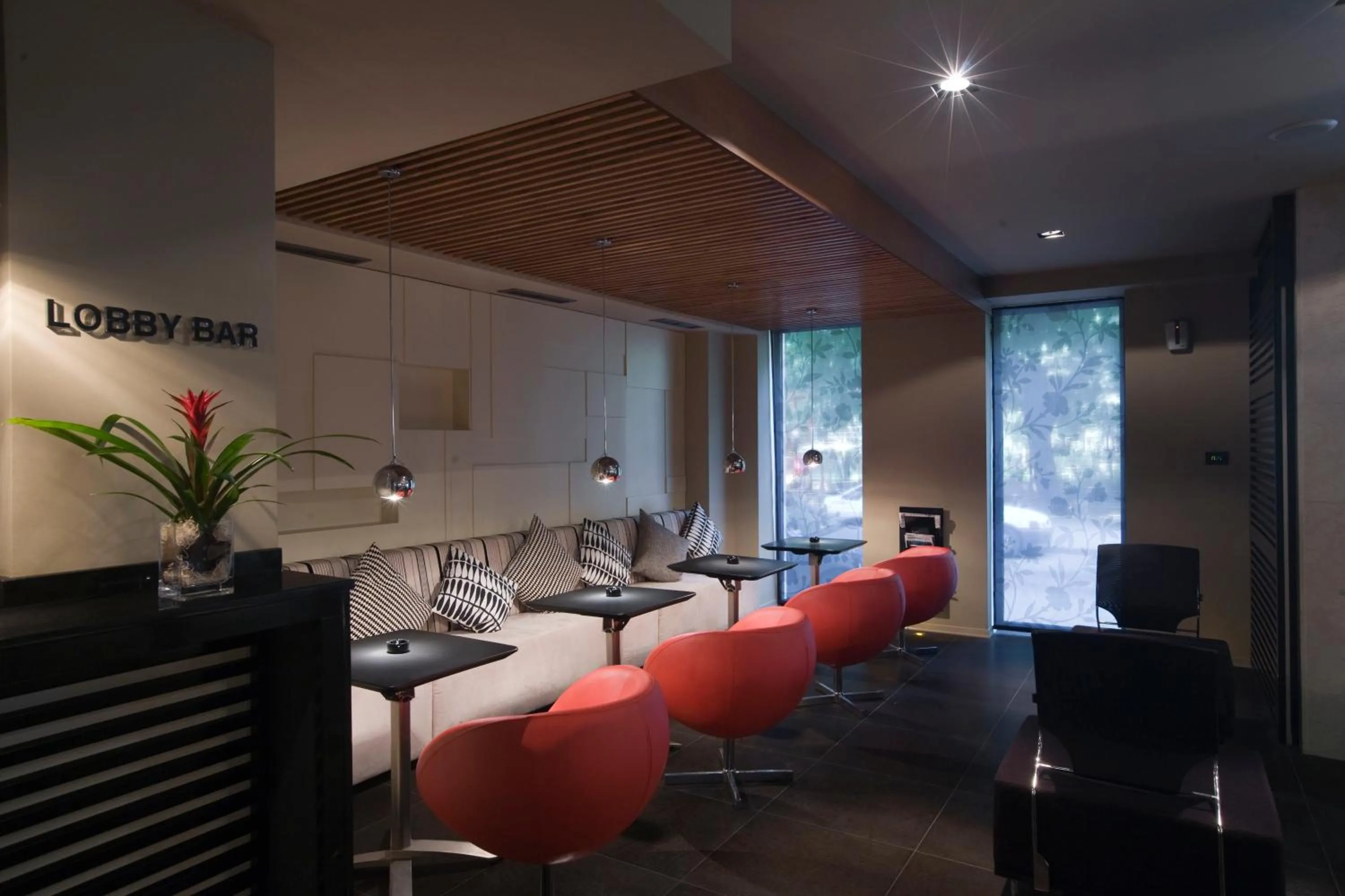 Lounge or bar in Famous House