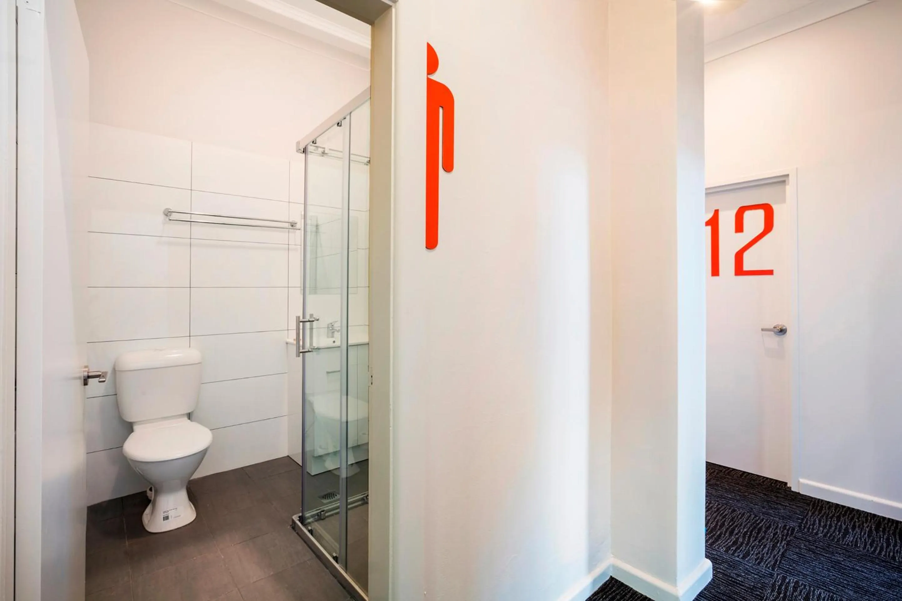 Bathroom in Granville Hotel