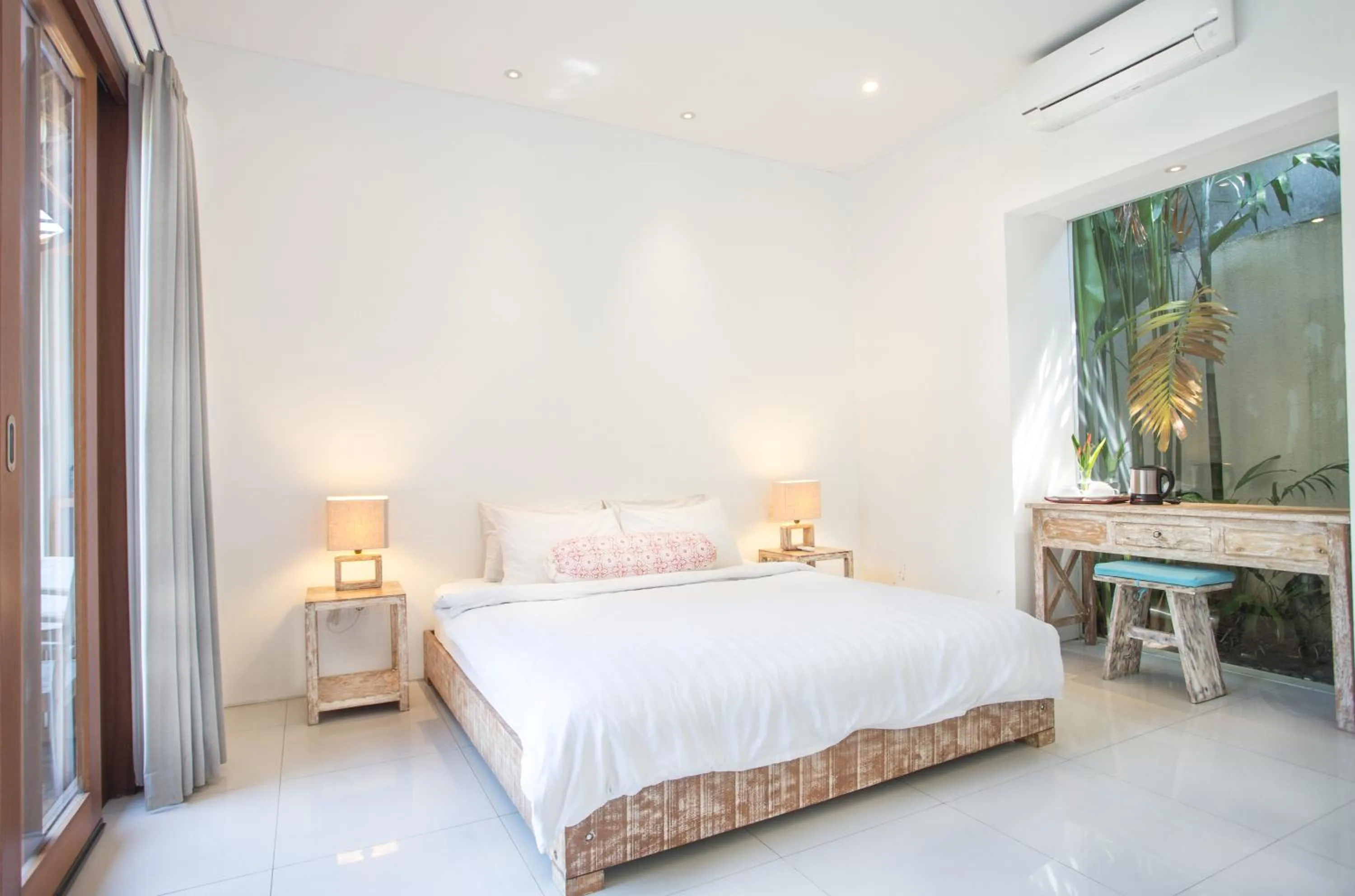 Bedroom, Bed in Villa Kim Seminyak