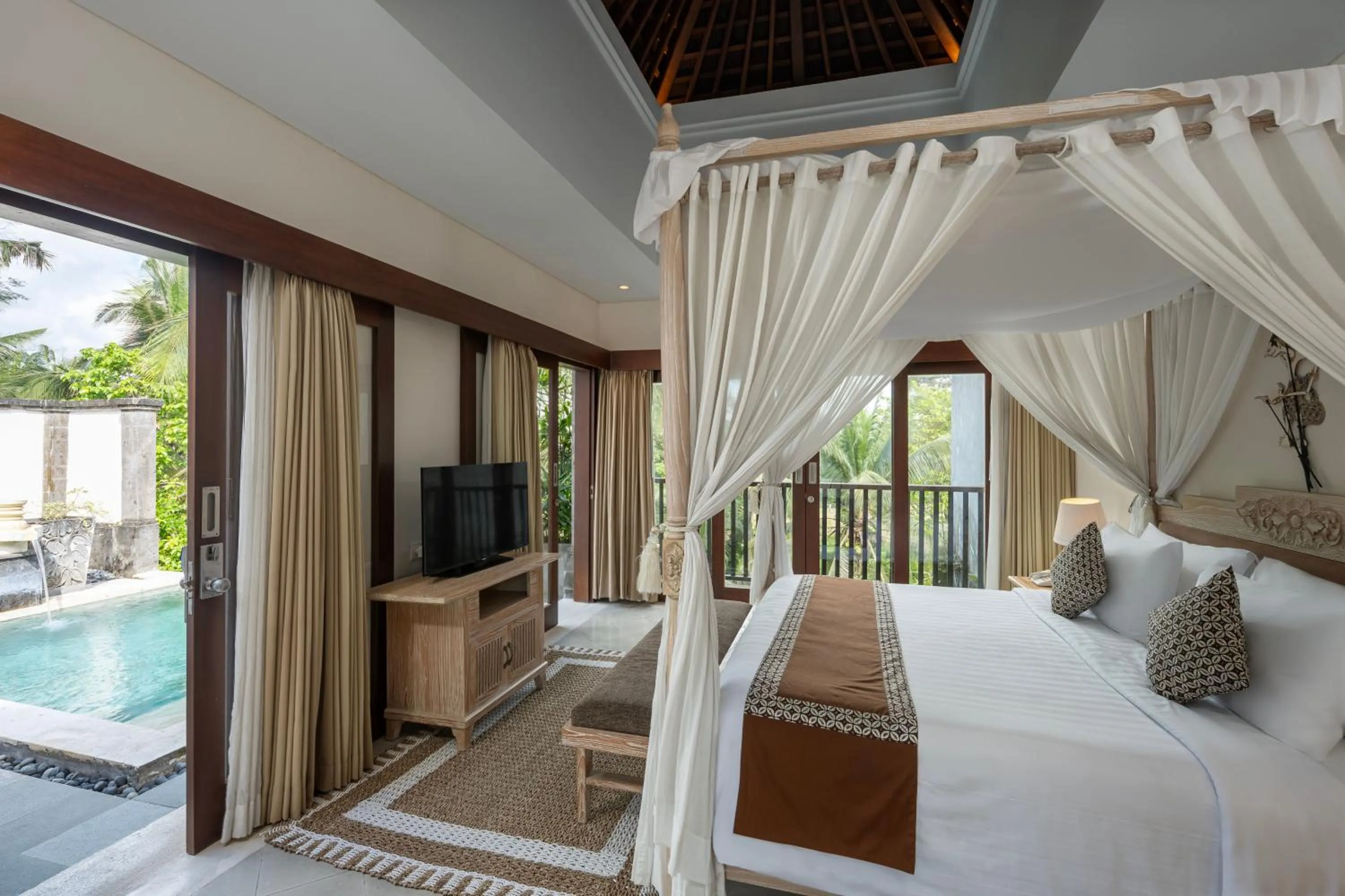 TV and multimedia, Bed in Visesa Ubud Resort