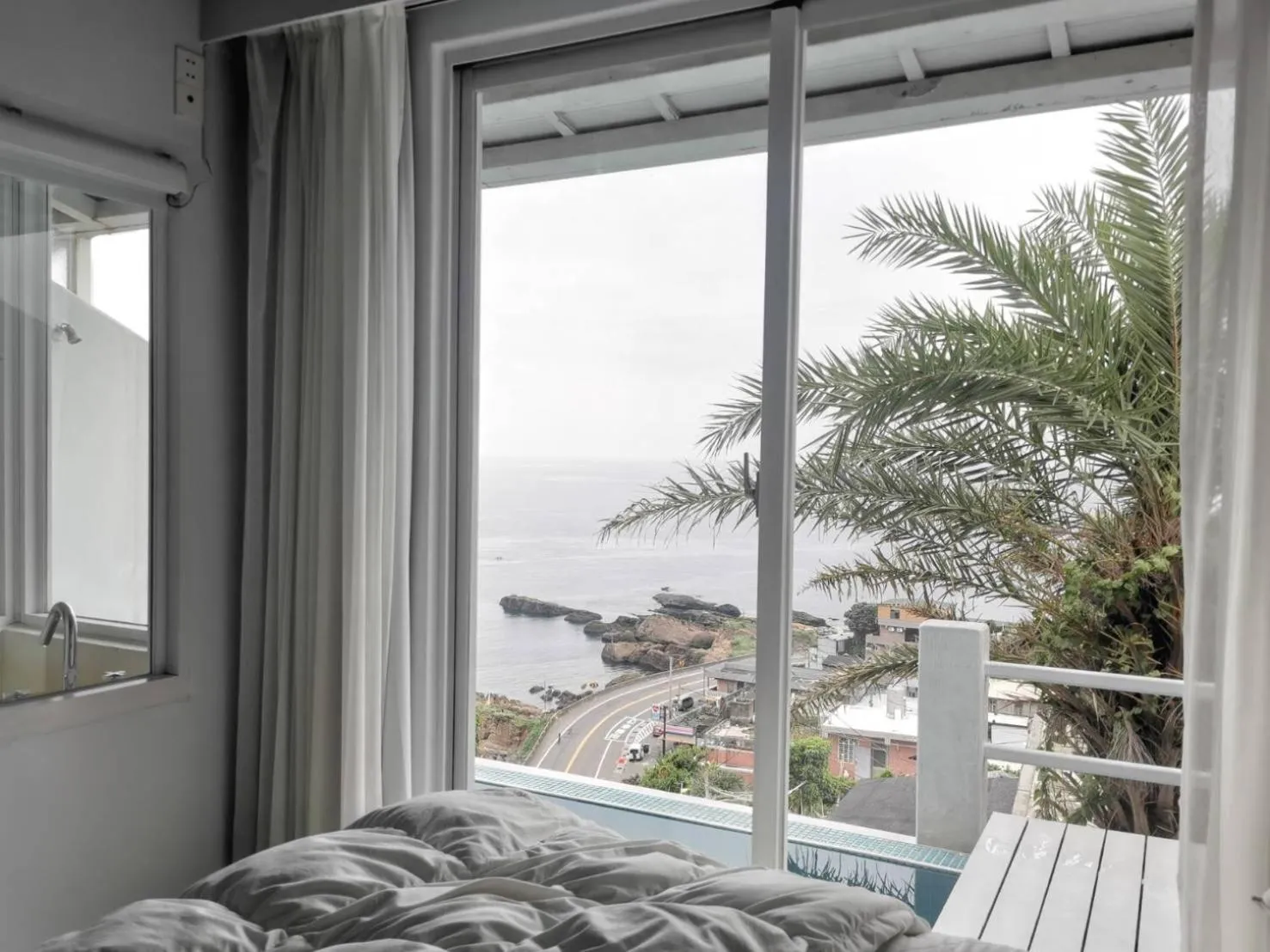 Bed in Ample Villa 小希臘民宿