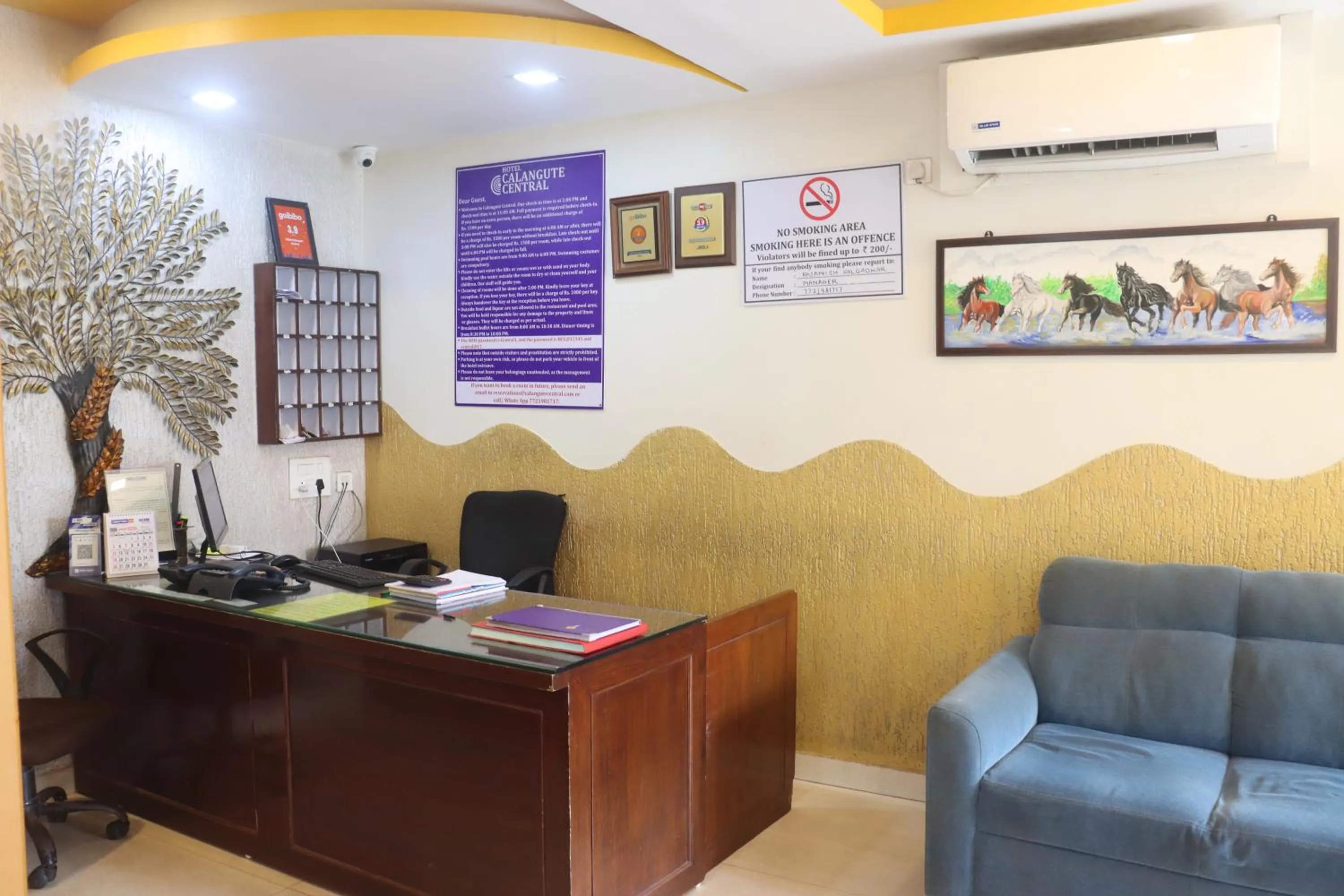 Lobby or reception in Hotel Calangute Central