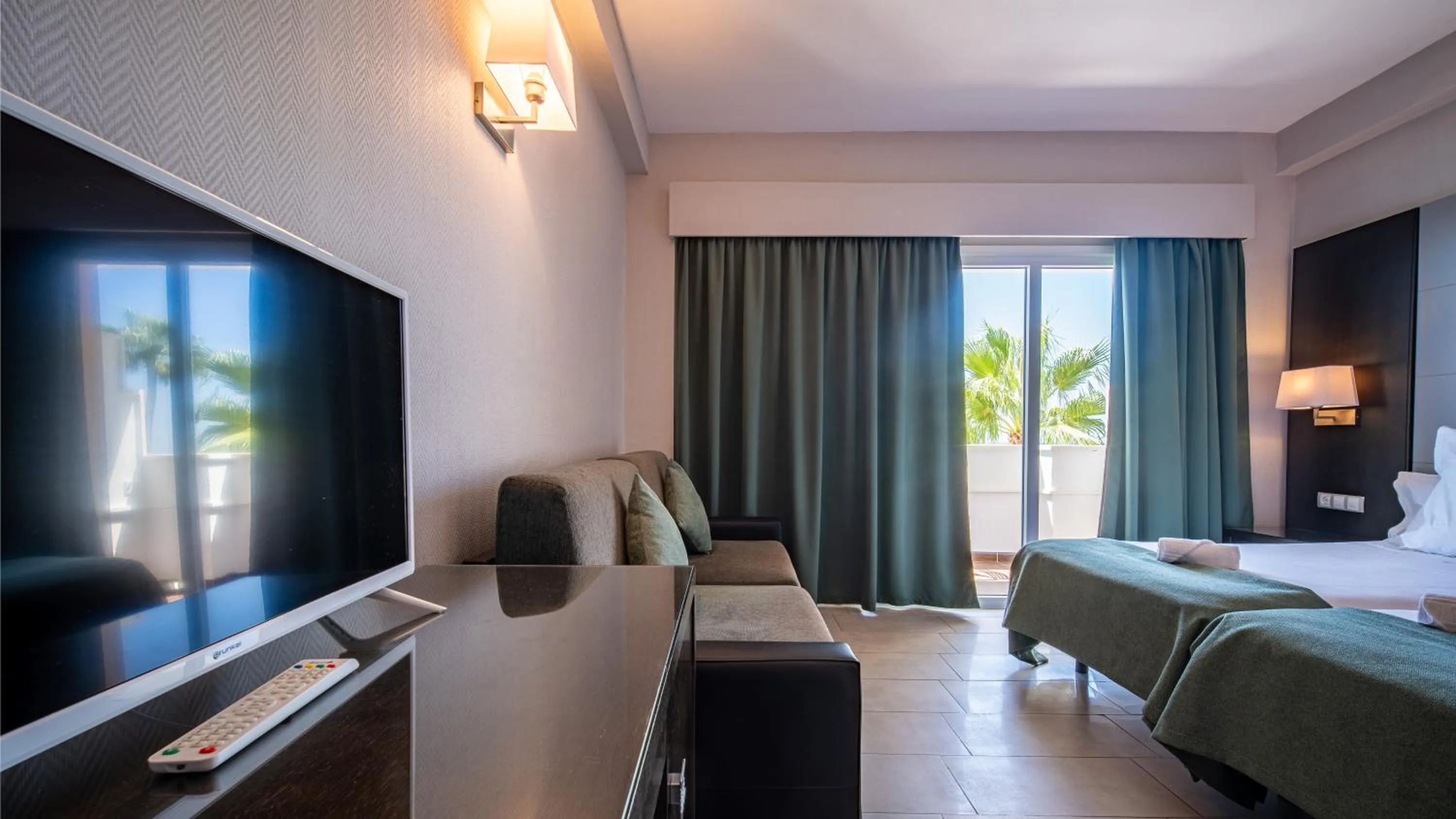 Photo of the whole room, Bed in Pato Amarillo