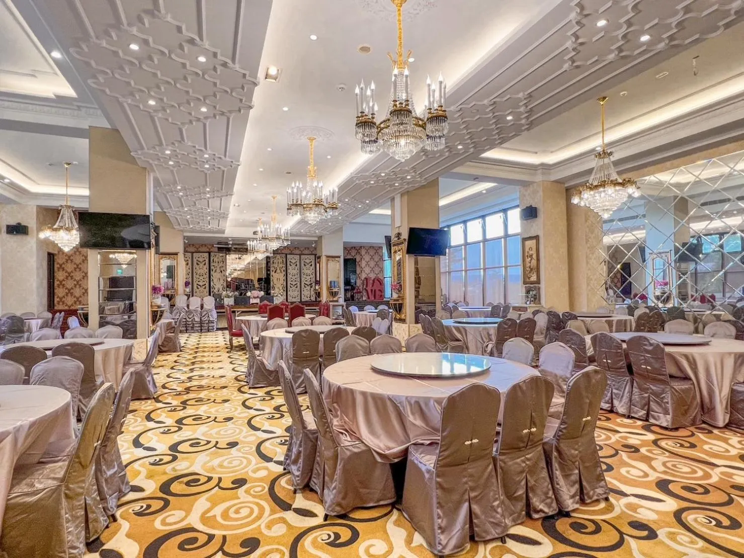 Property building in No. 6 Baowanglai Hotel