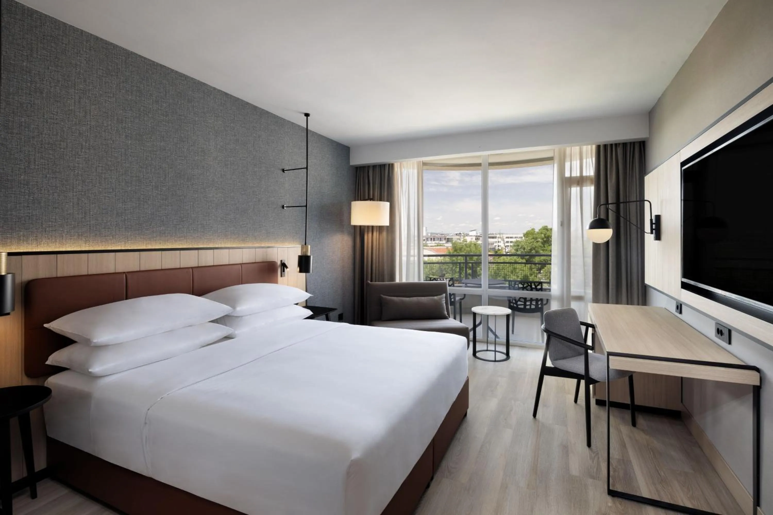 Photo of the whole room, Bed in Four Points by Sheraton Sunny Beach