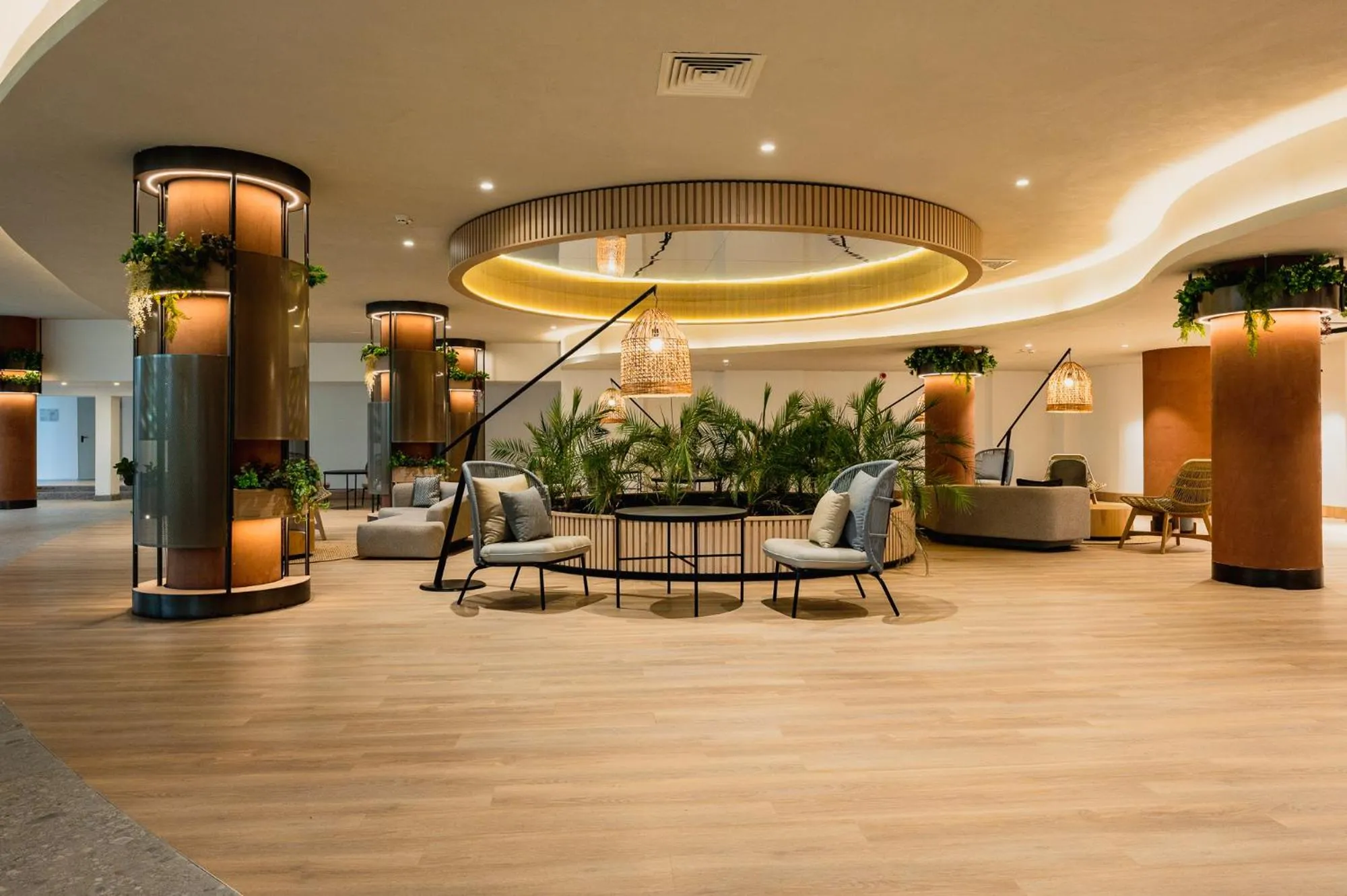 Lobby or reception in Four Points by Sheraton Sunny Beach