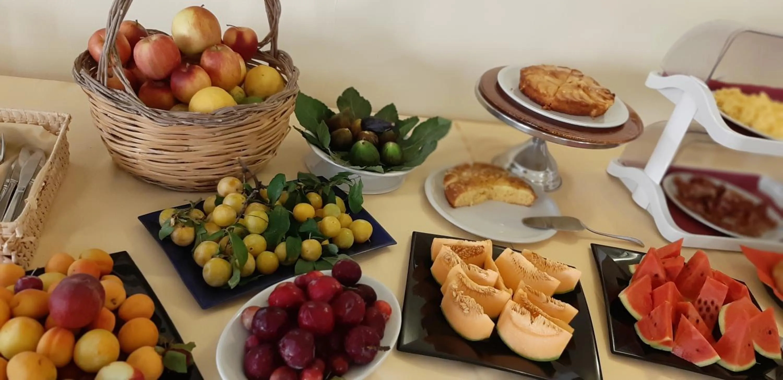 Breakfast in Hotel Villa Ada
