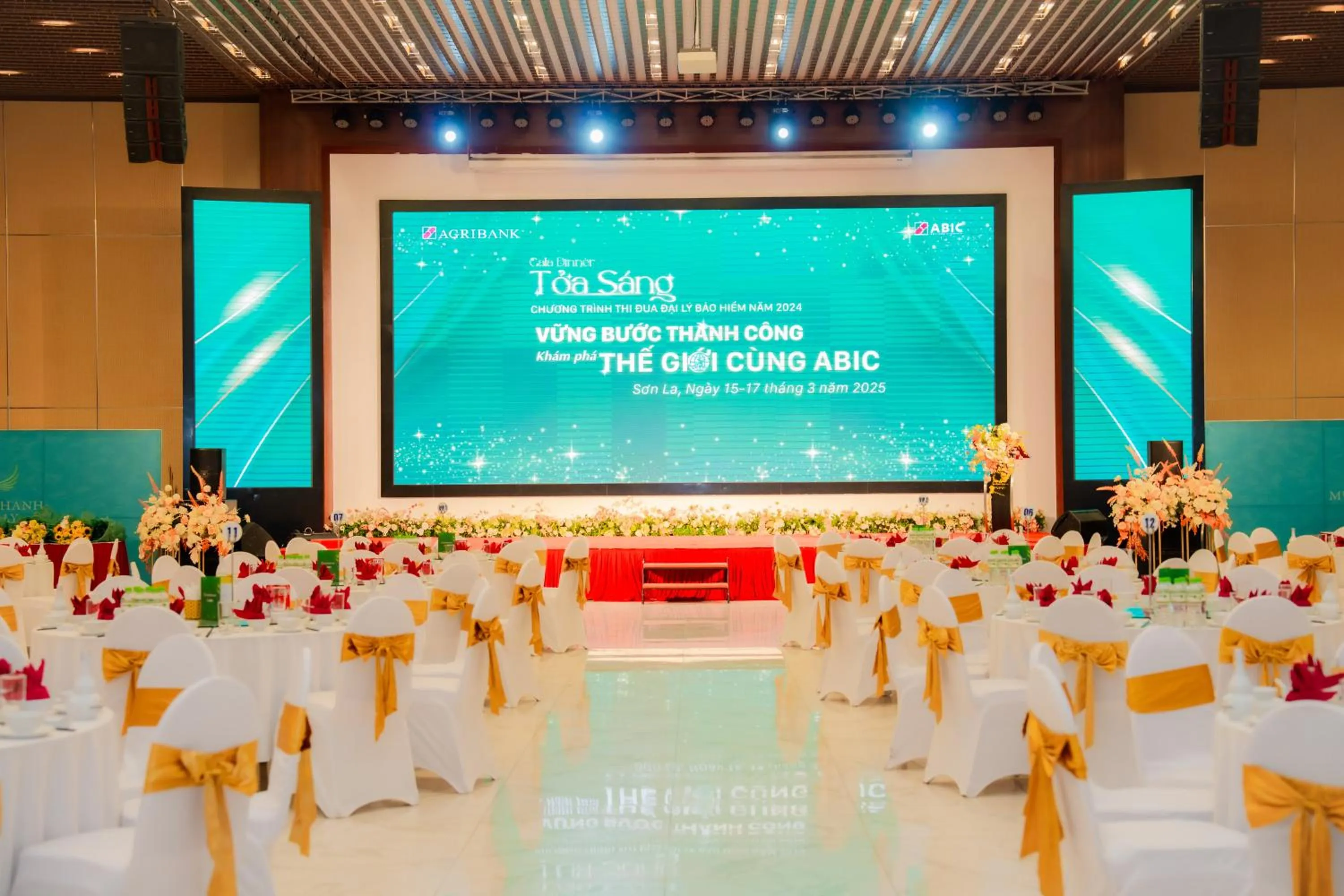 Street view in Muong Thanh Holiday Moc Chau Hotel