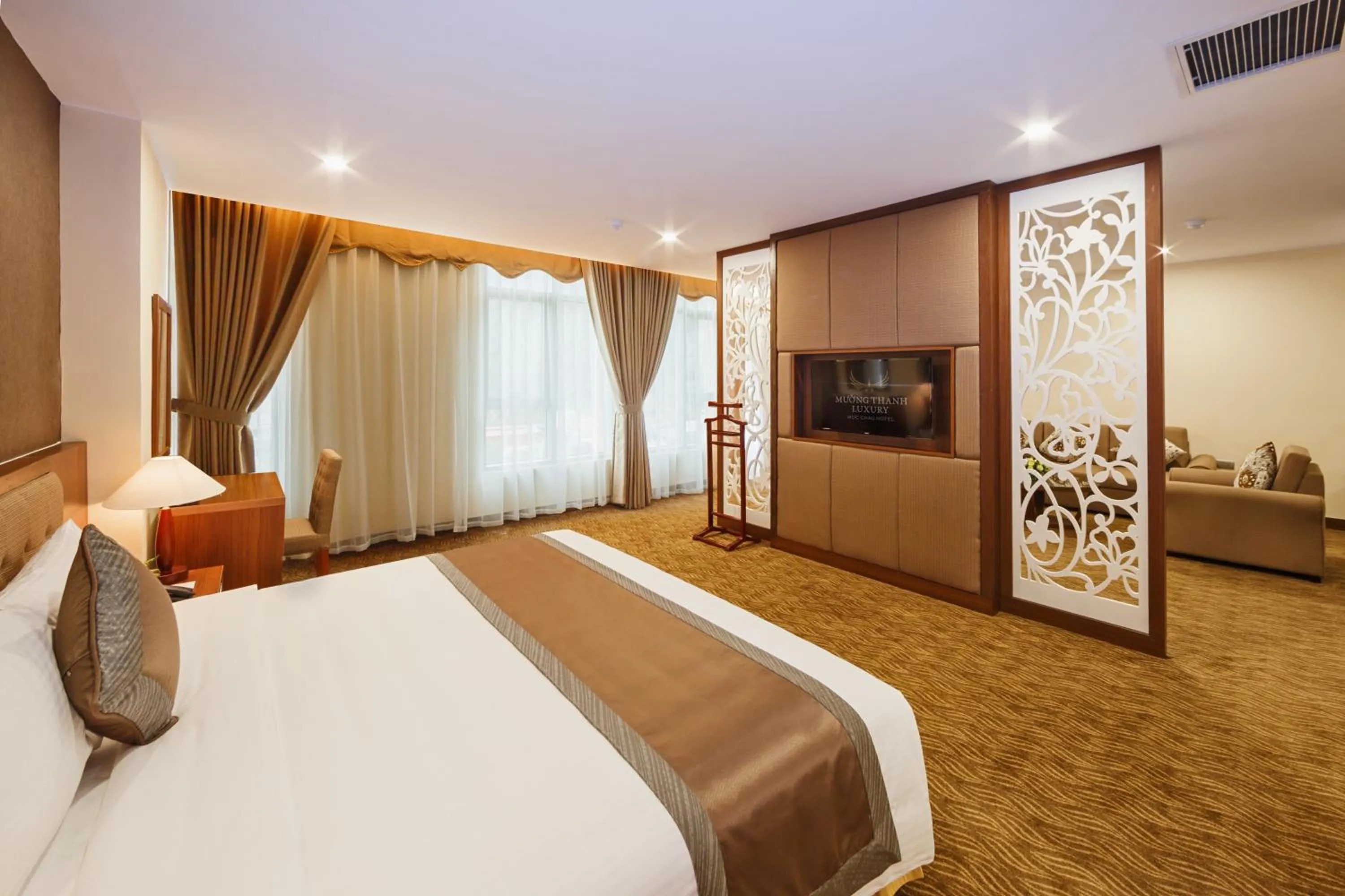 Photo of the whole room, Bed in Muong Thanh Holiday Moc Chau Hotel