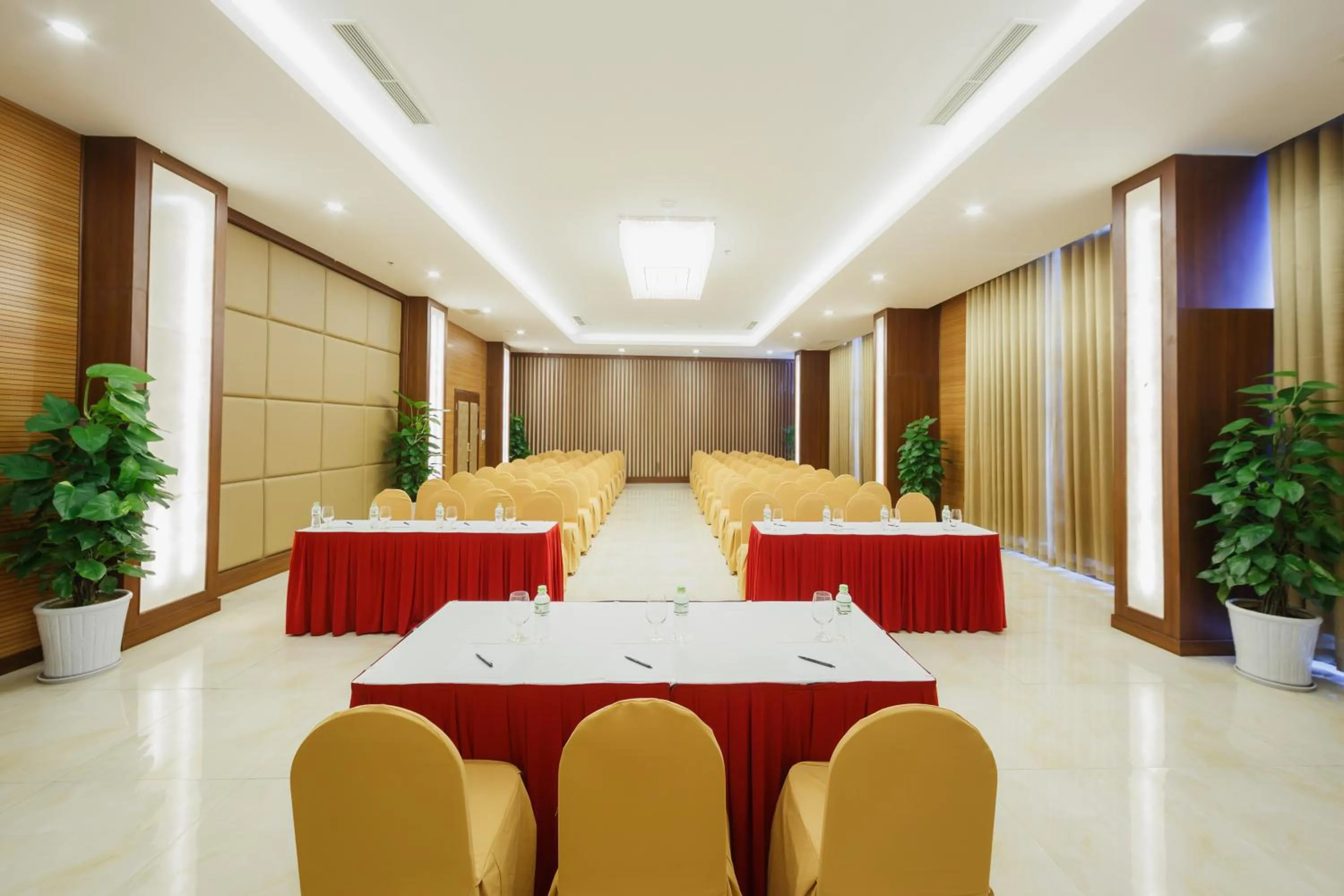 Banquet/Function facilities in Muong Thanh Holiday Moc Chau Hotel