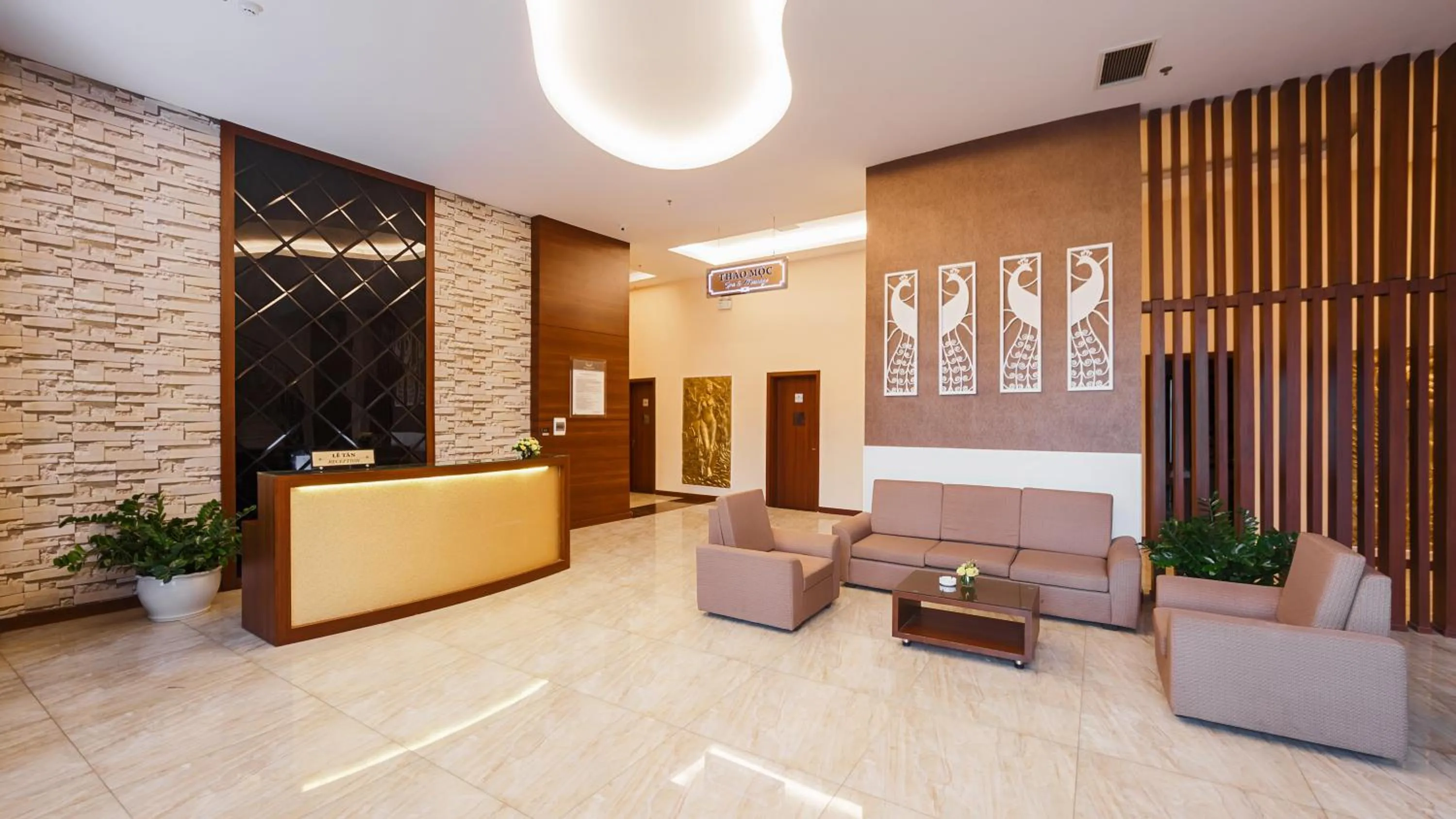 Area and facilities in Muong Thanh Holiday Moc Chau Hotel