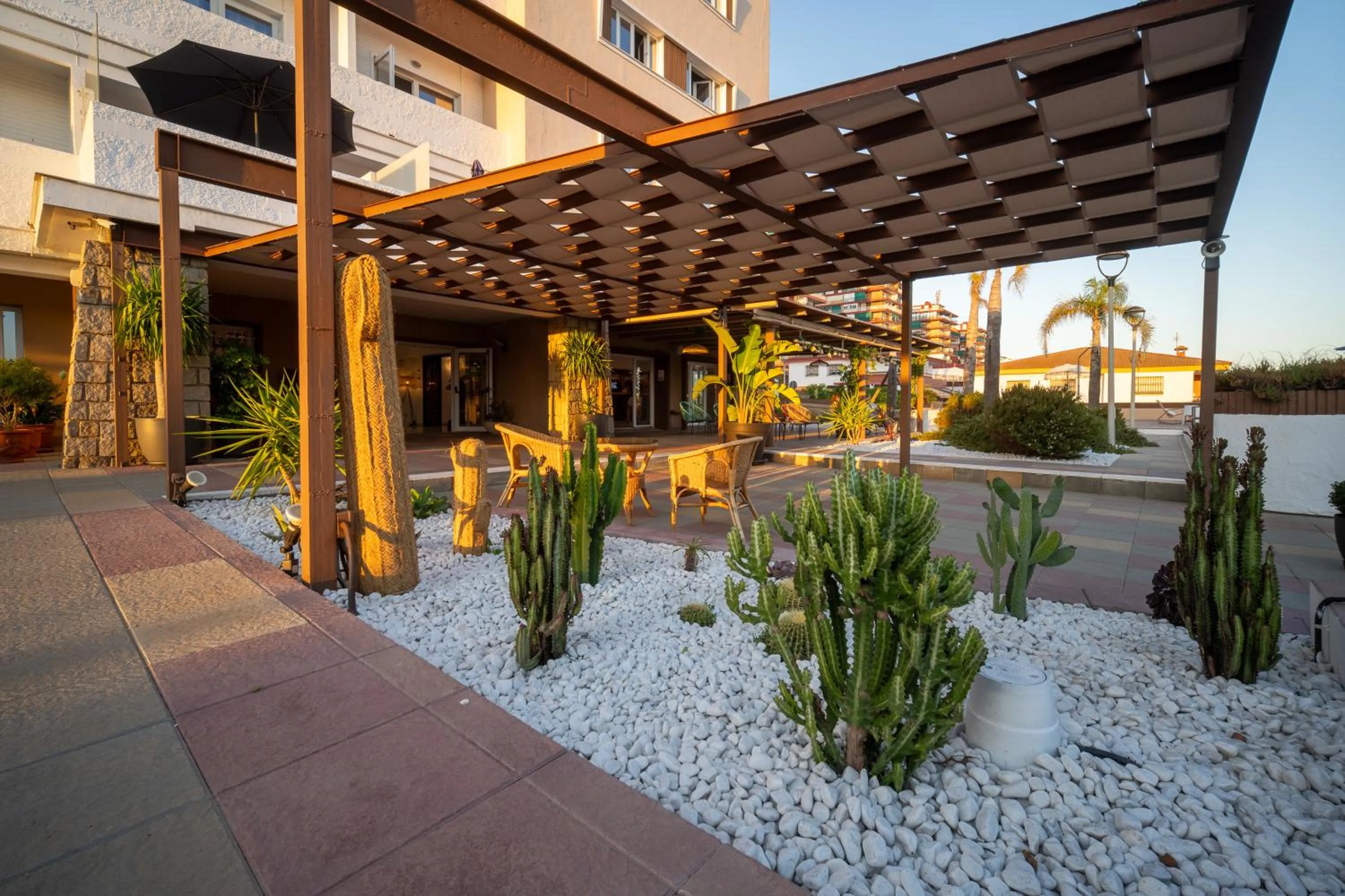 Property building in Pato Rojo