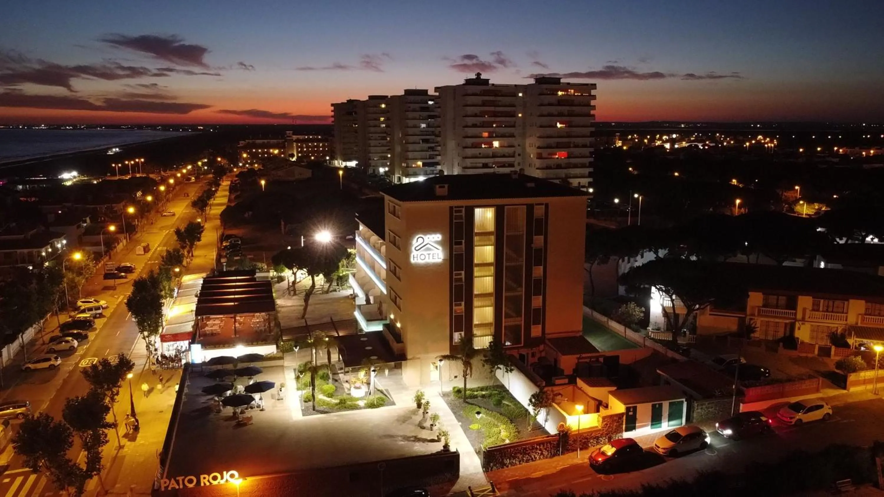 Property building in Pato Rojo