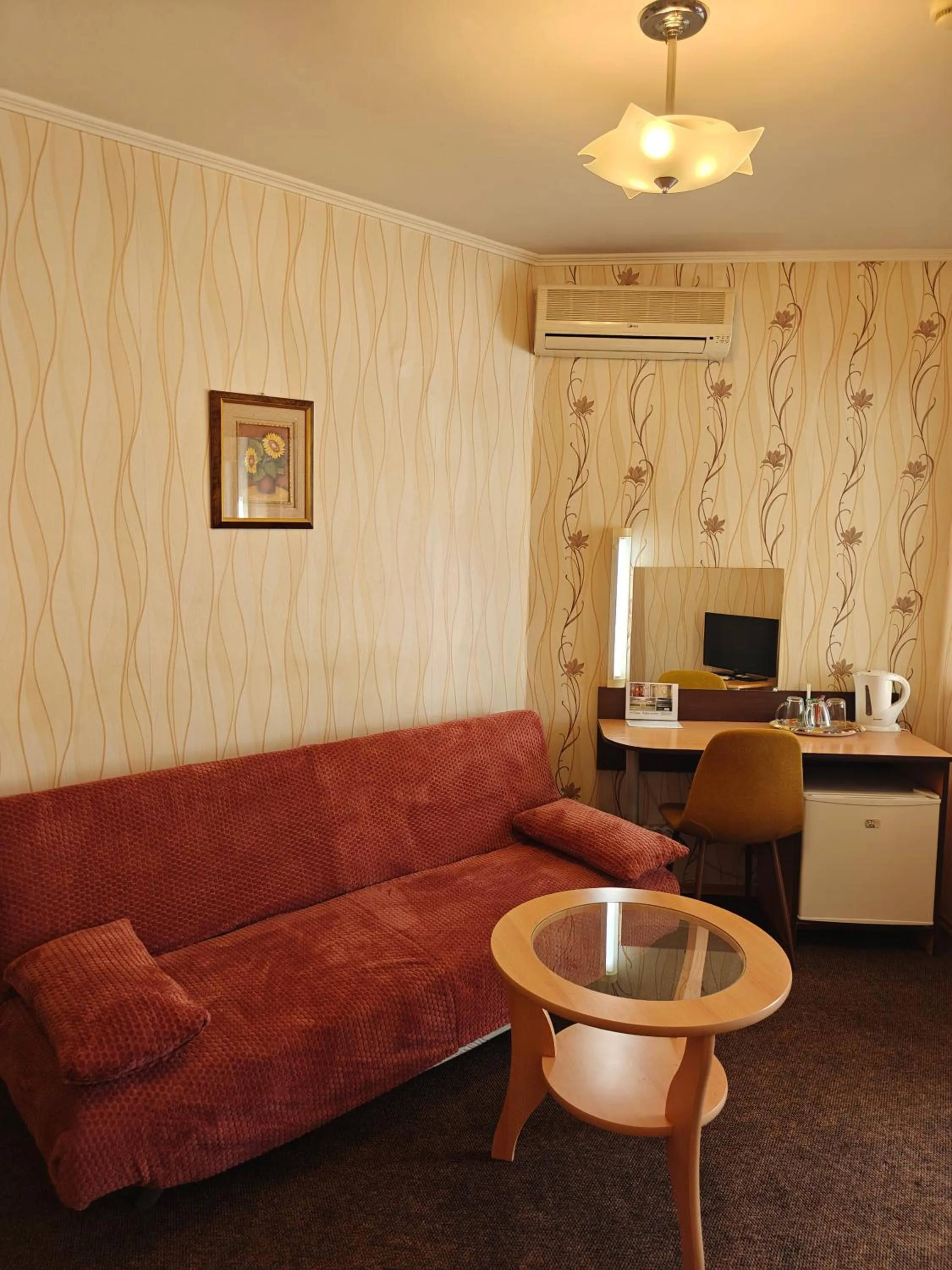 TV and multimedia in Noviz Hotel