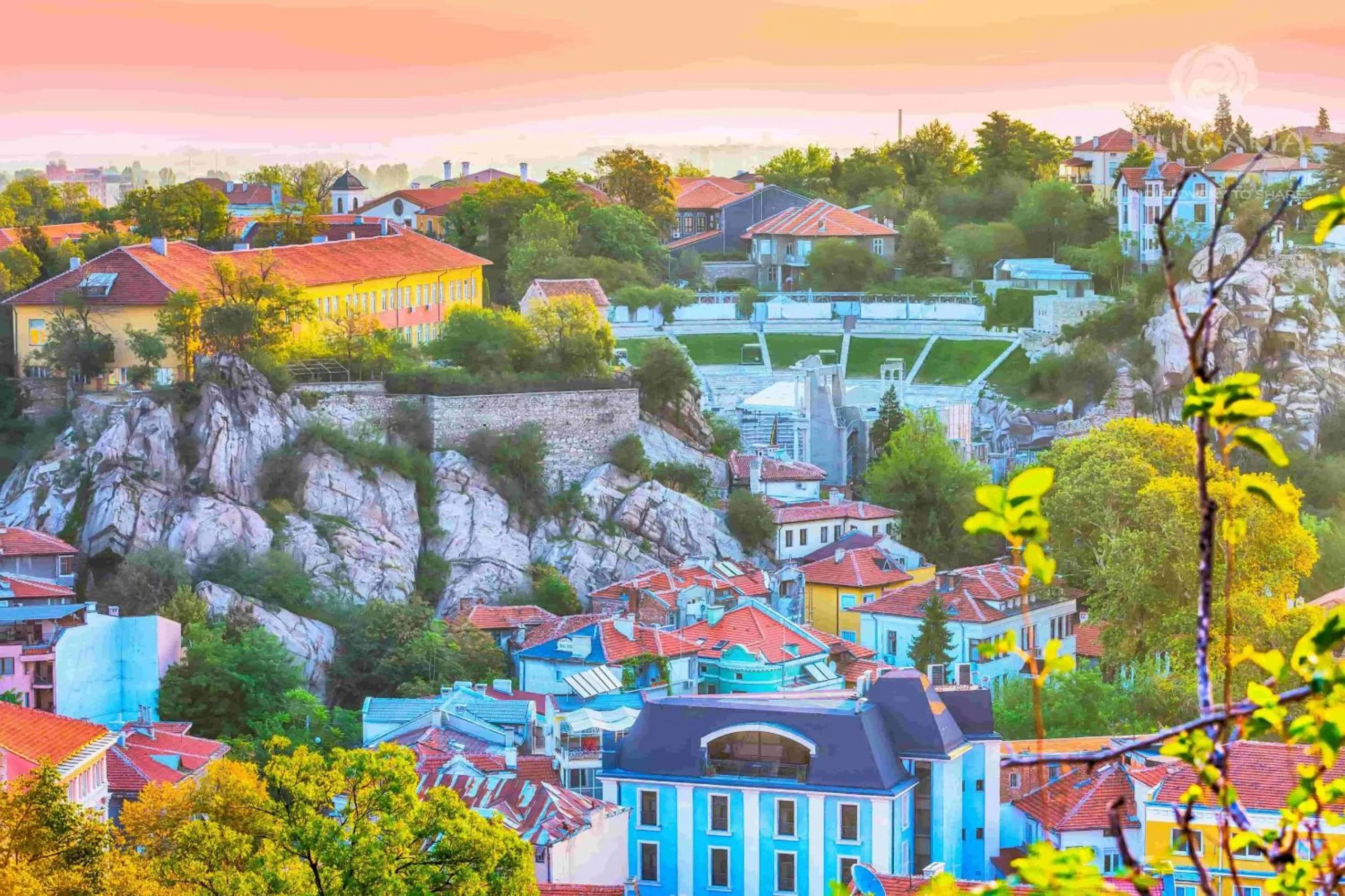 Nearby landmark in Noviz Hotel