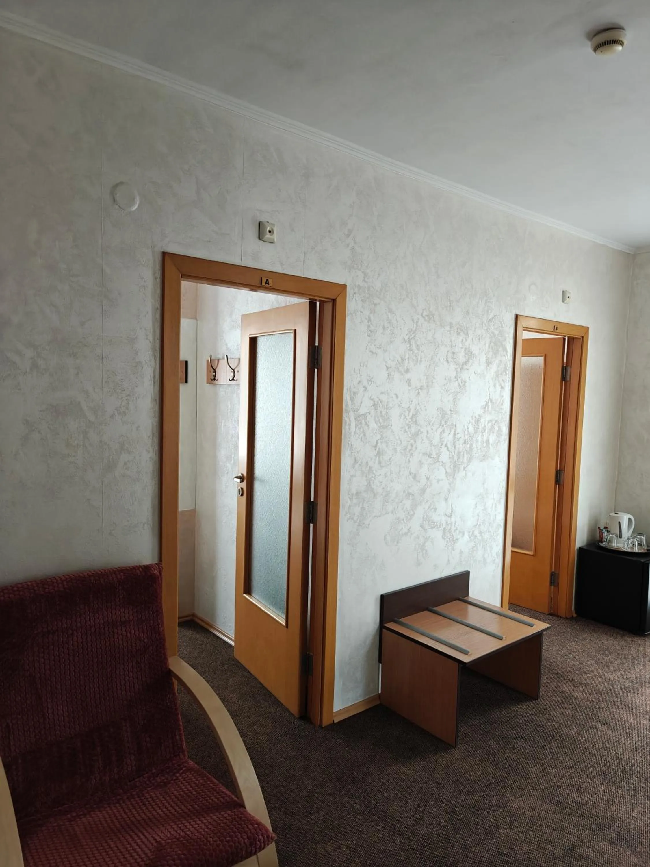 Living room in Noviz Hotel