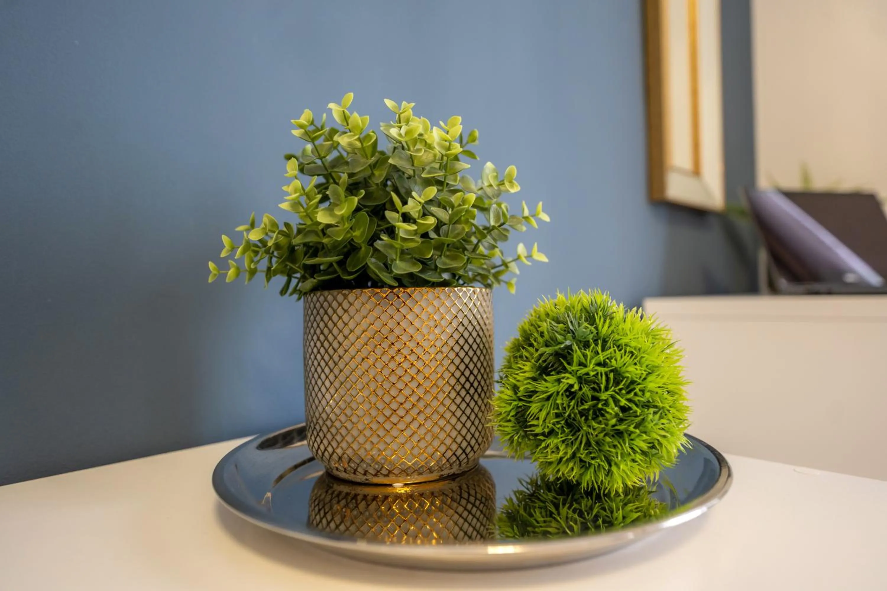 Decorative detail in Metropole Apartments - Old City