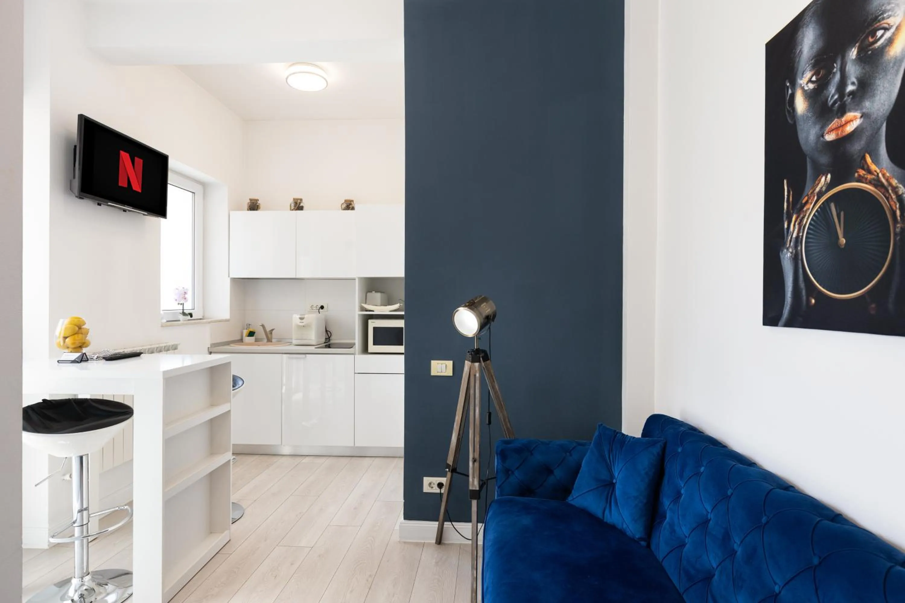 Seating area in Metropole Apartments - Old City