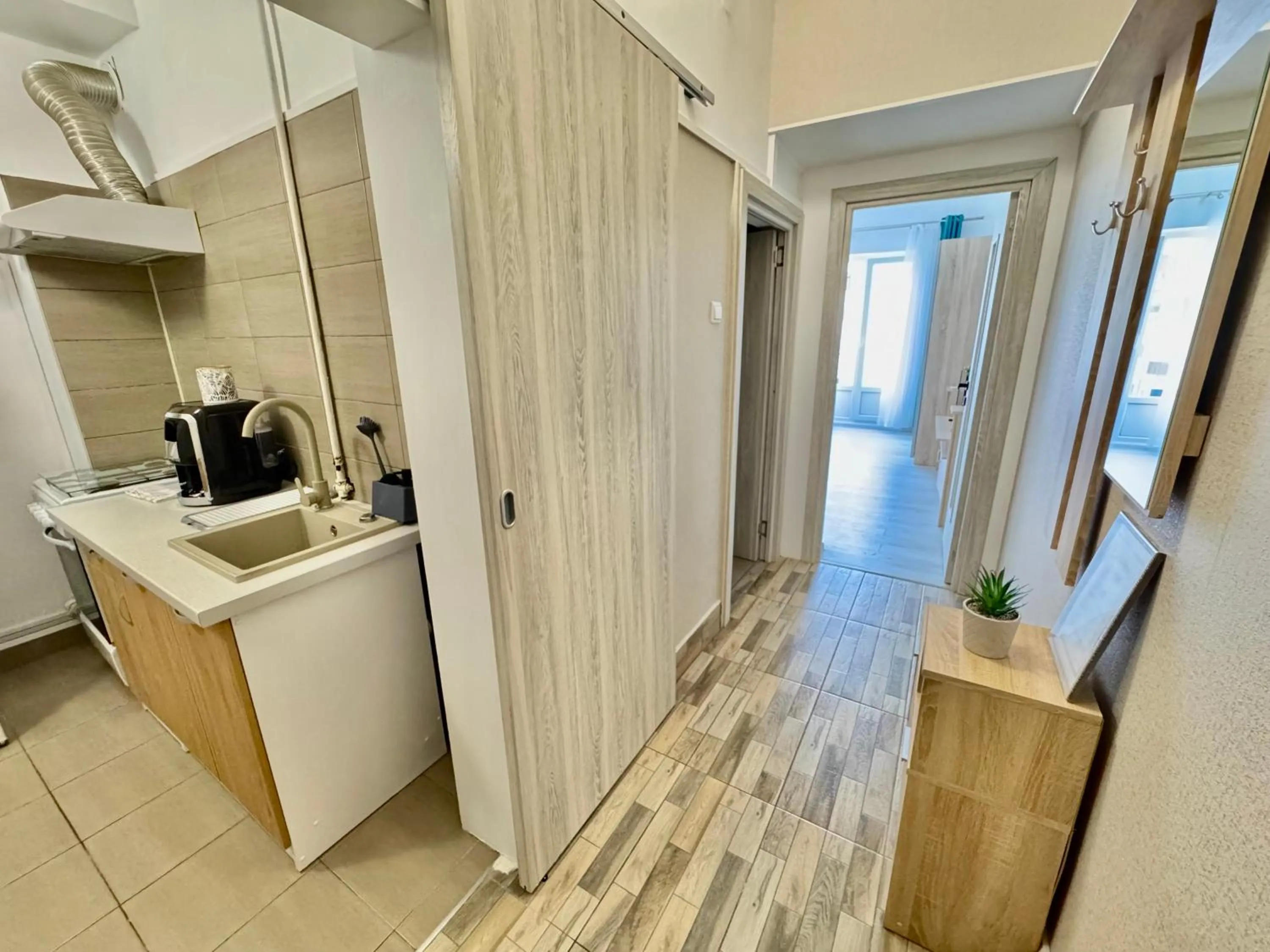 Decorative detail in Metropole Apartments - Old City