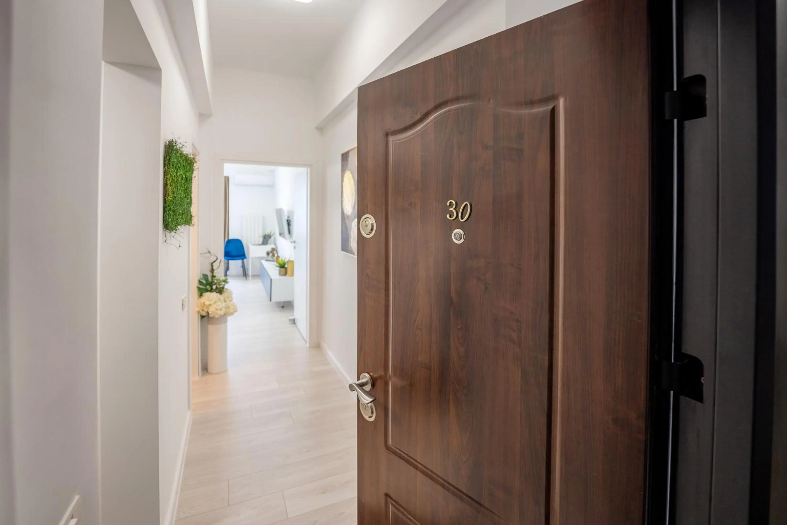 Facade/entrance in Metropole Apartments - Old City