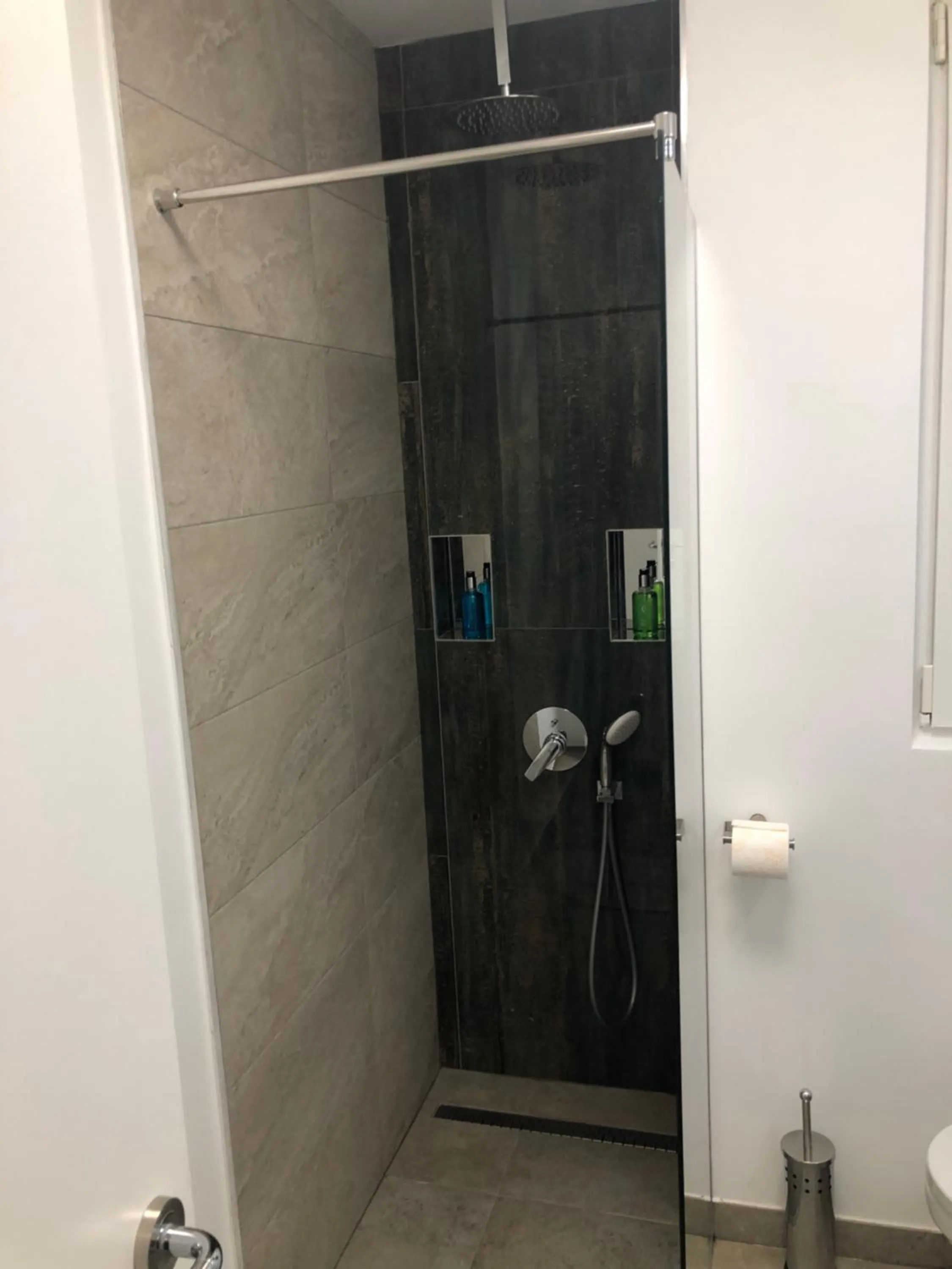 Shower in Metropole Apartments - Old City