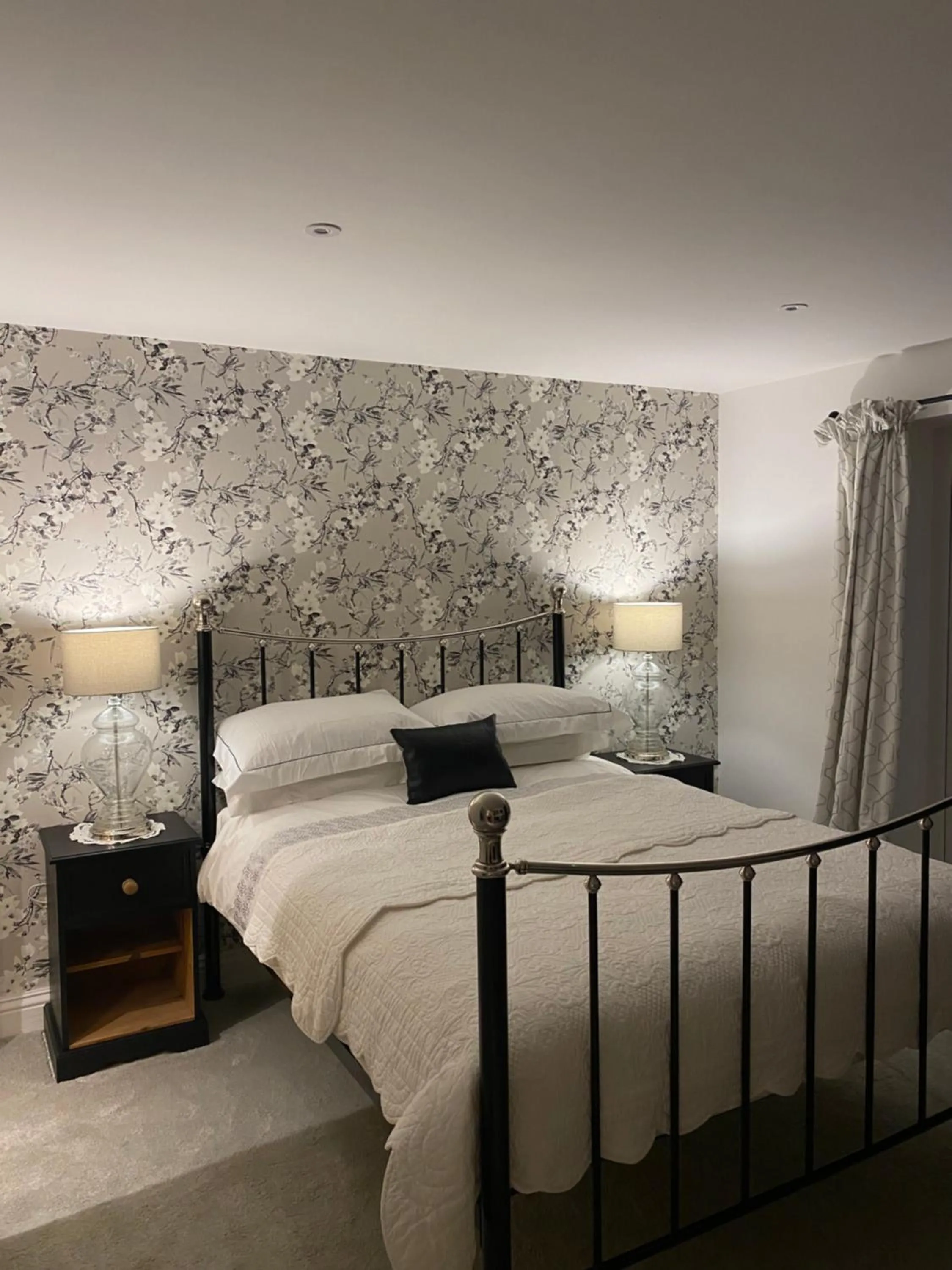 Bed in Abbey Green Farm