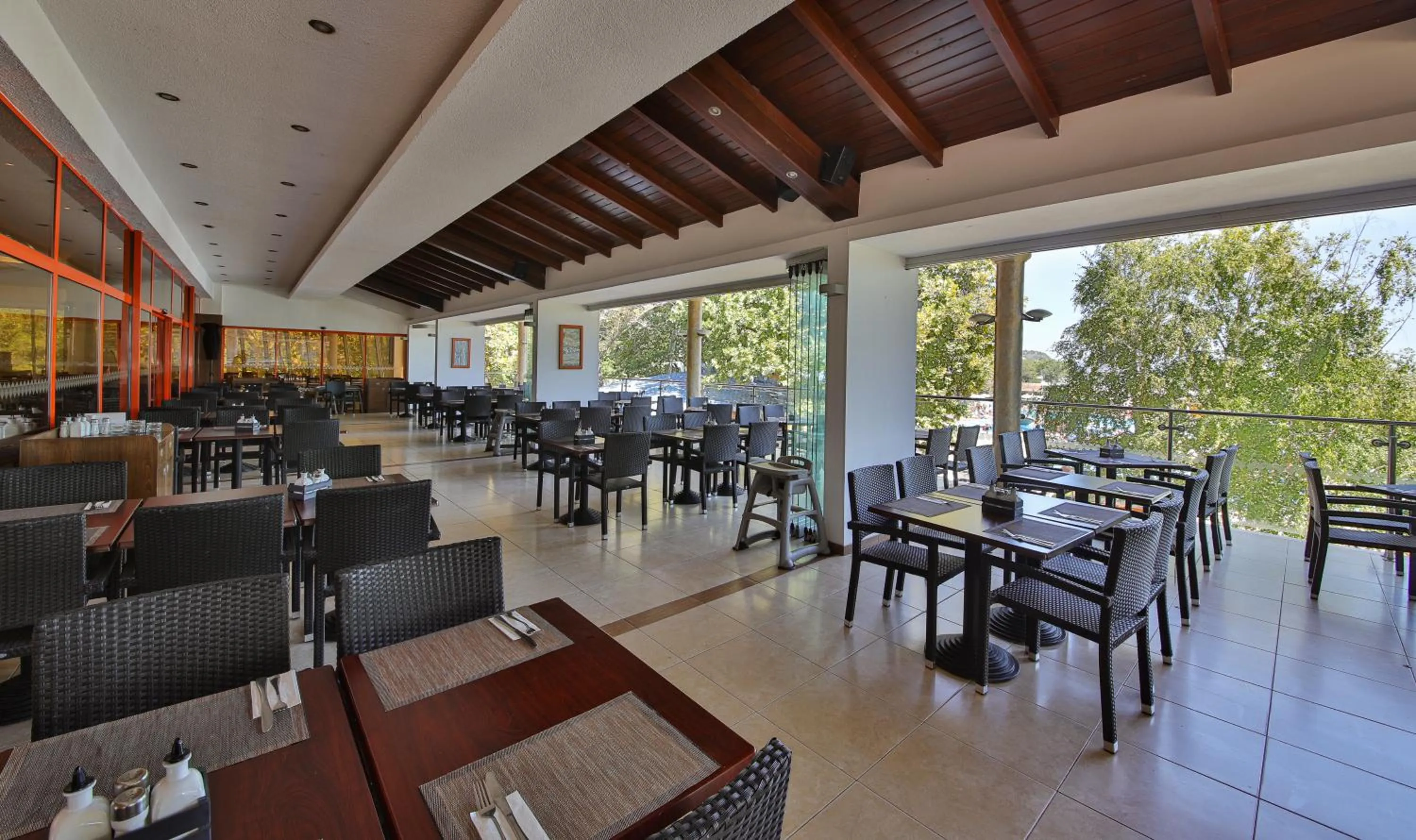 Restaurant/places to eat in Kaliakra Beach Hotel - Ultra All Inclusive