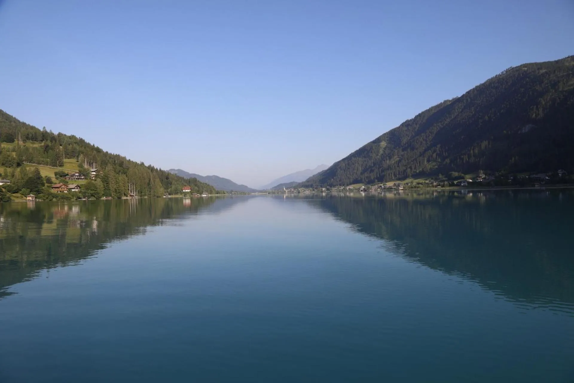Swimming pool in SeeHotel & SeeApartments Kärntnerhof- direkt am See!