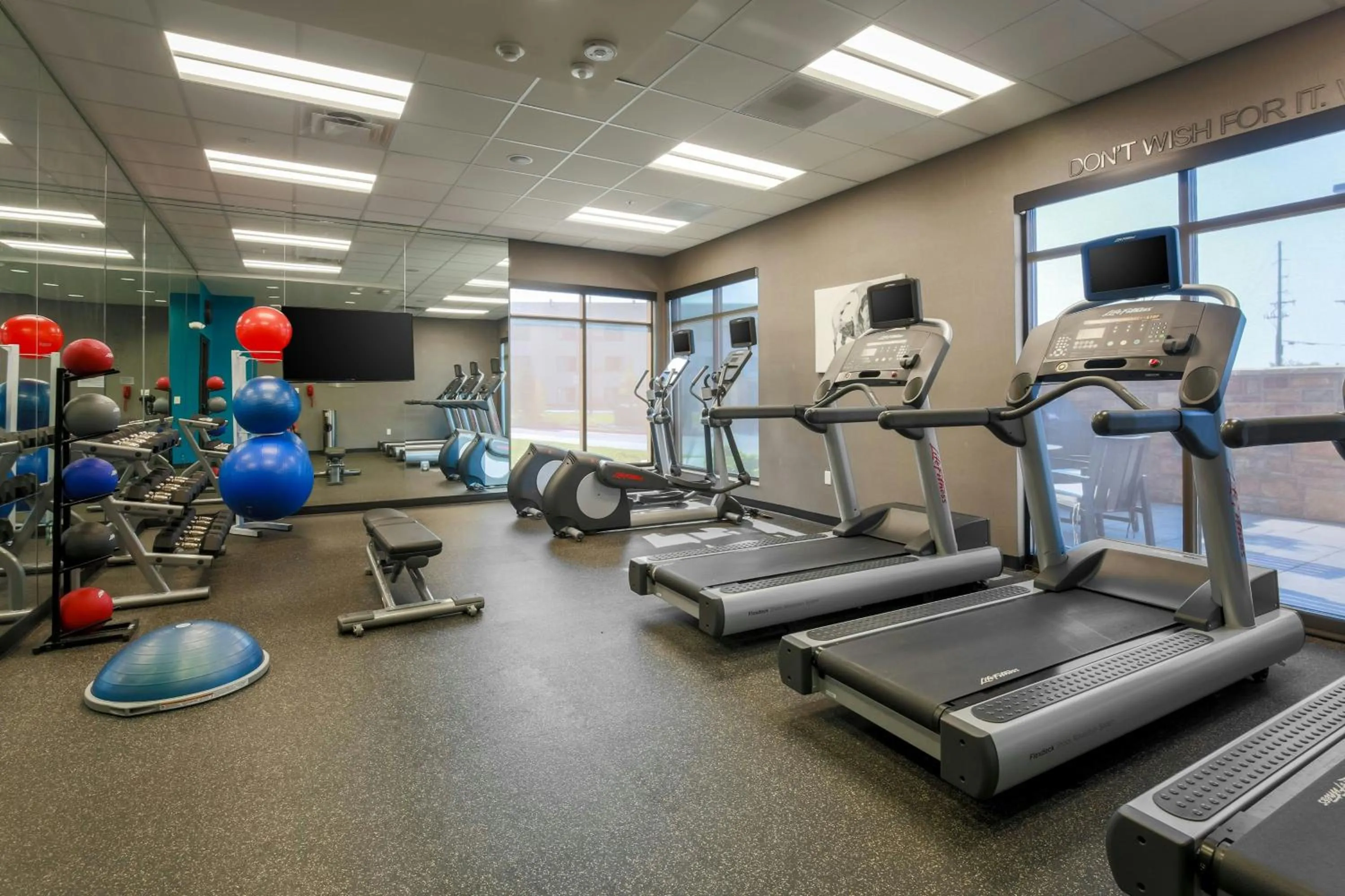 Fitness centre/facilities in Fairfield Inn & Suites by Marriott Cheyenne Southwest/Downtown Area