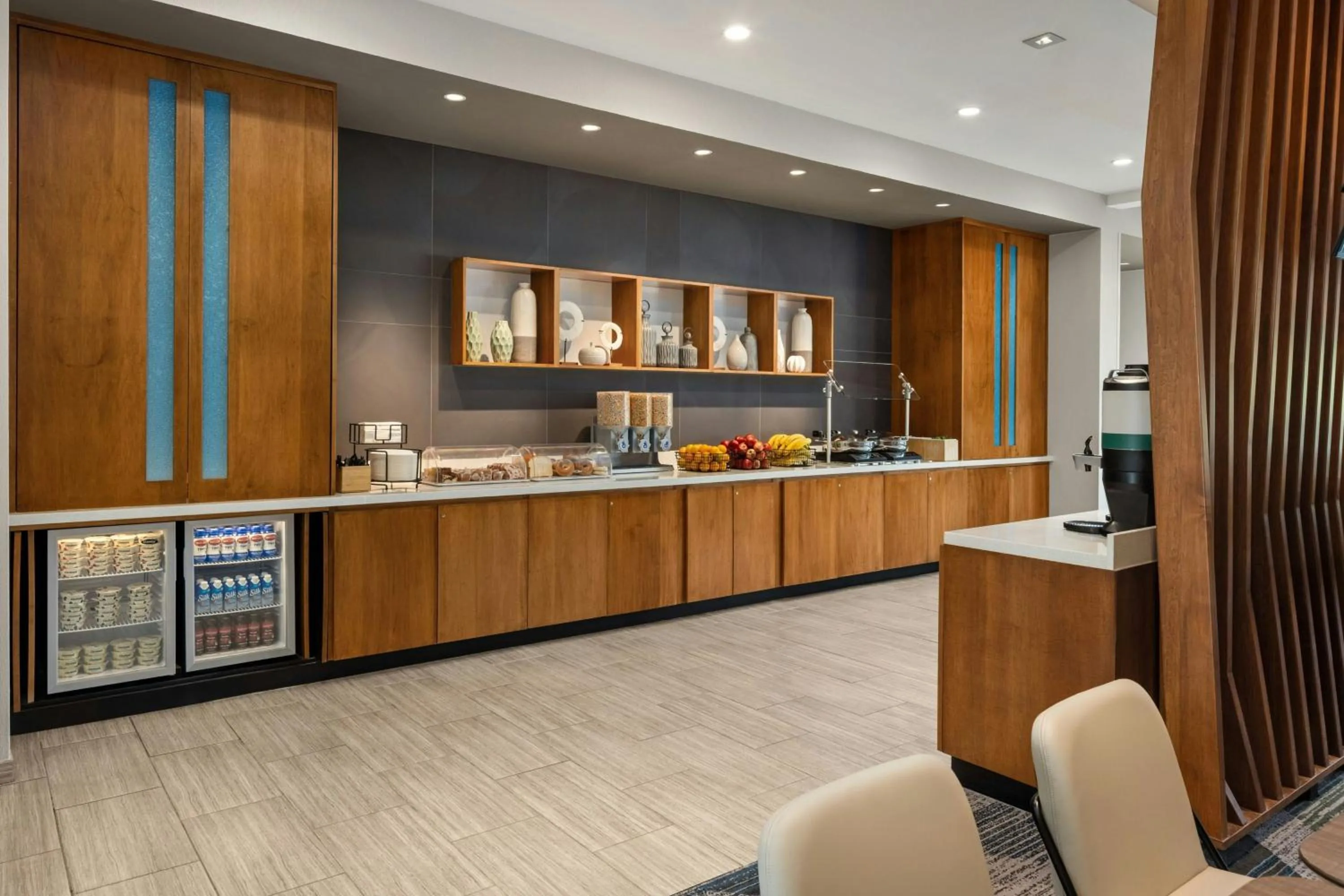 Breakfast in SpringHill Suites by Marriott Kalispell