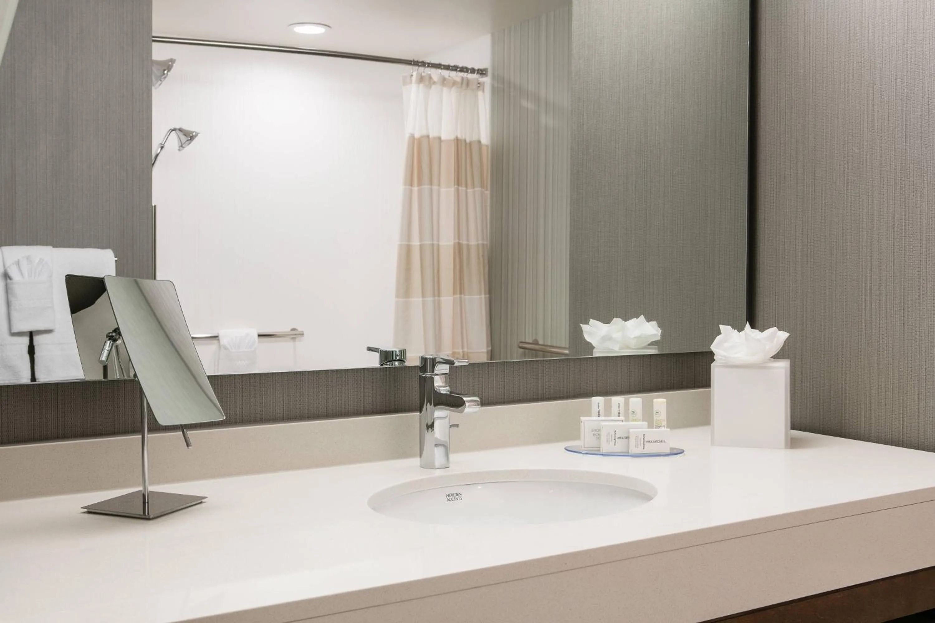 Bathroom in Courtyard by Marriott Omaha Bellevue at Beardmore Event Center