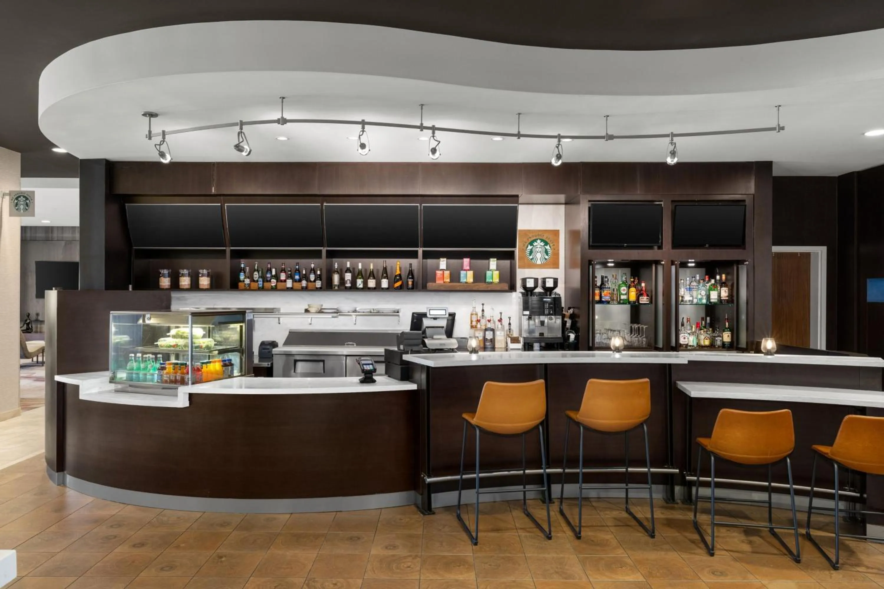 Lounge or bar in Courtyard by Marriott Omaha Bellevue at Beardmore Event Center