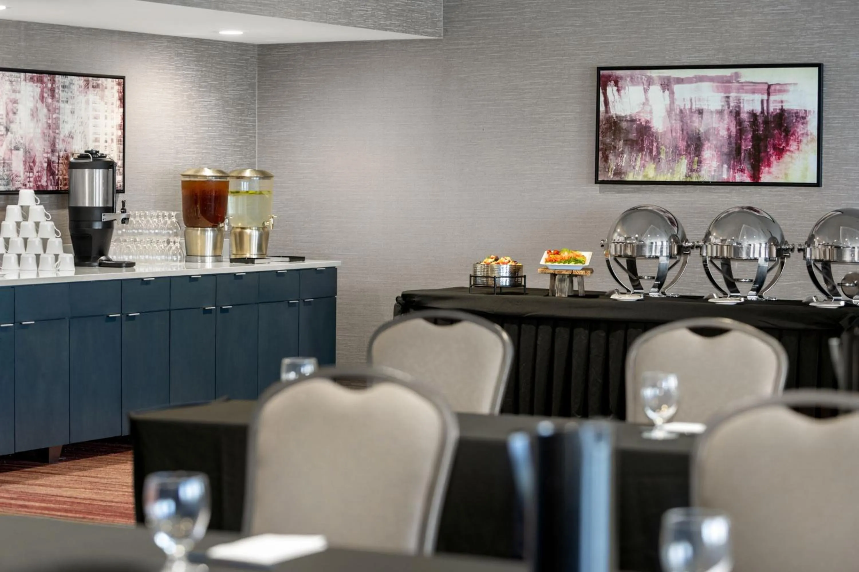 Meeting/conference room in Courtyard by Marriott Omaha Bellevue at Beardmore Event Center