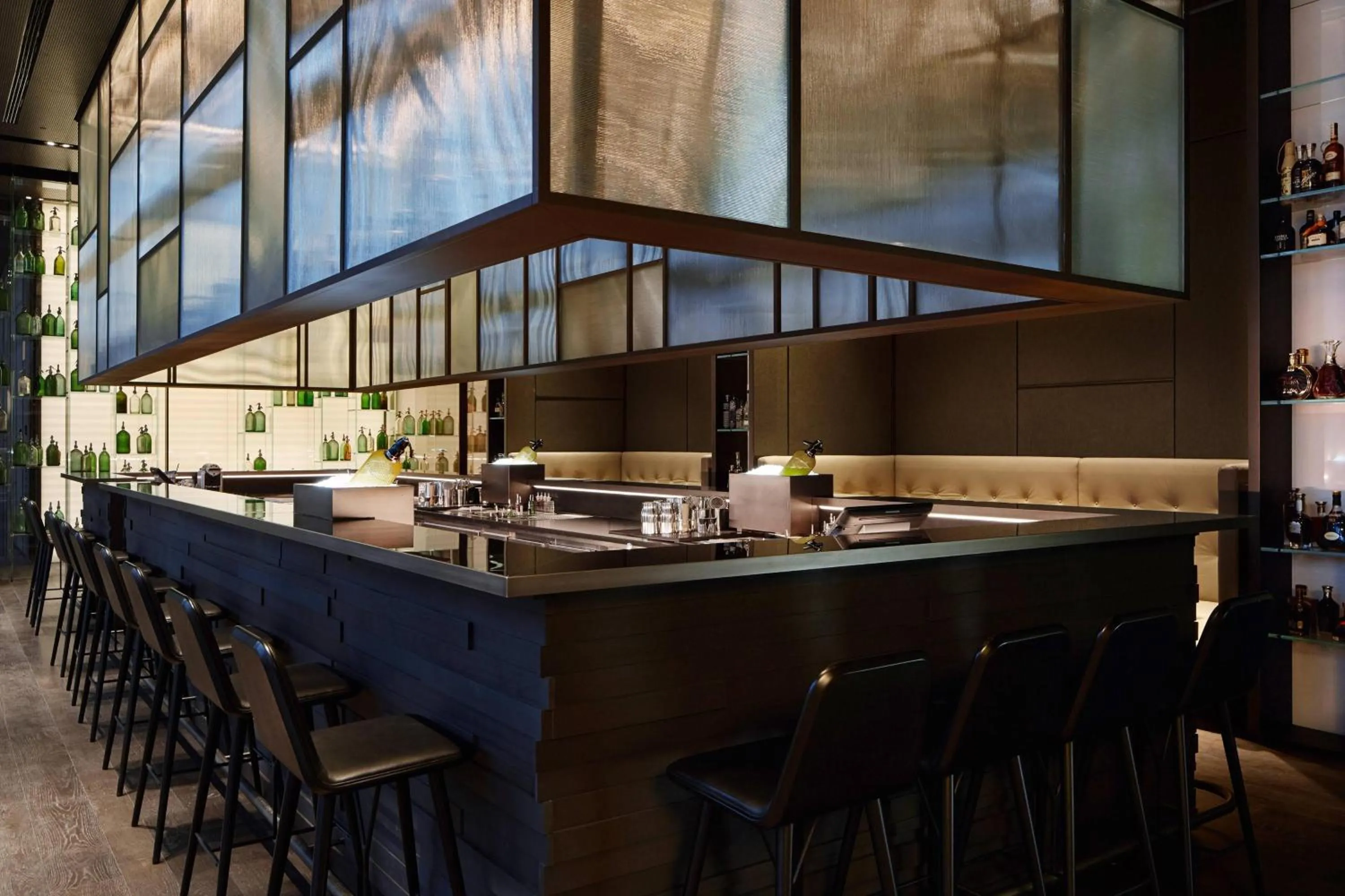 Lounge or bar in Roomers Baden-Baden, Autograph Collection